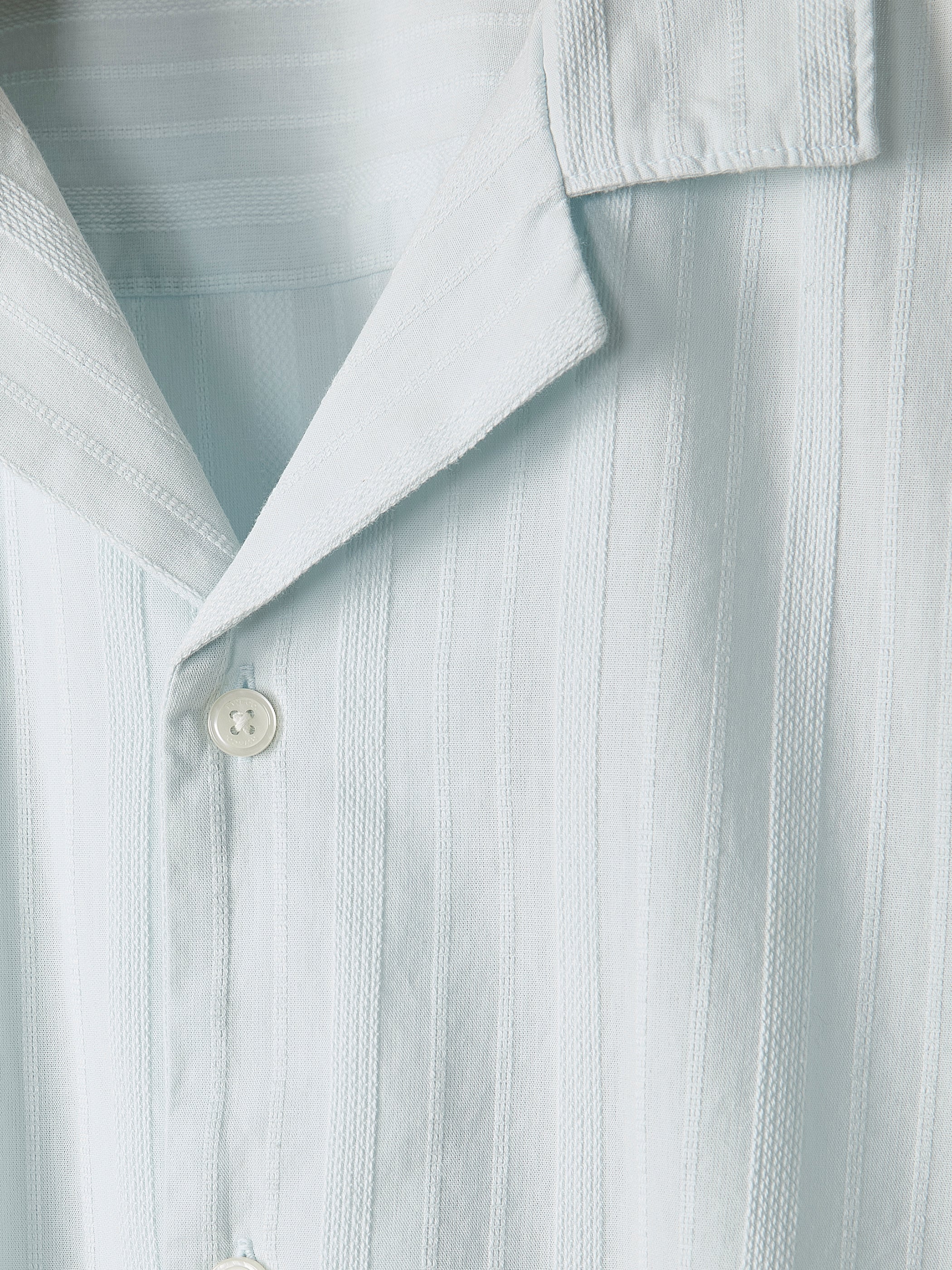 RW&CO Short-Sleeve Shirt with Camp Collar