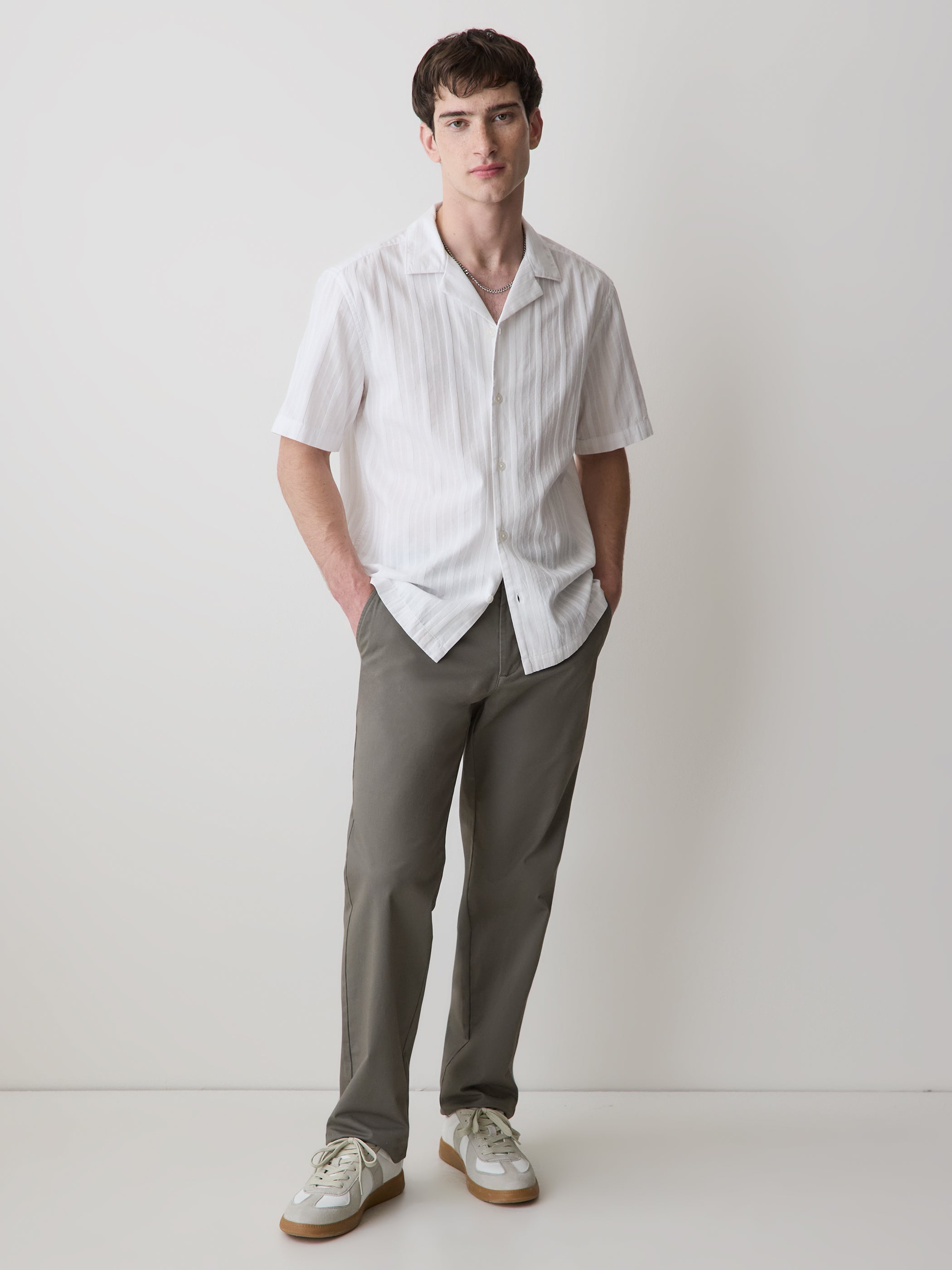 RW&CO Short-Sleeve Shirt with Camp Collar