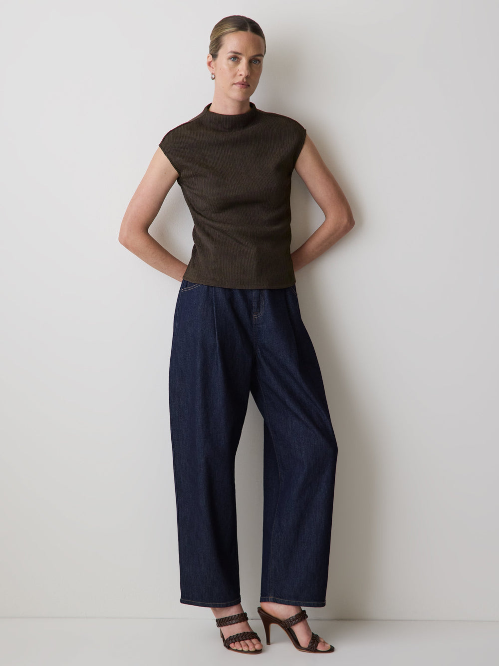RW&CO Sleeveless Funnel-Neck Textured Top