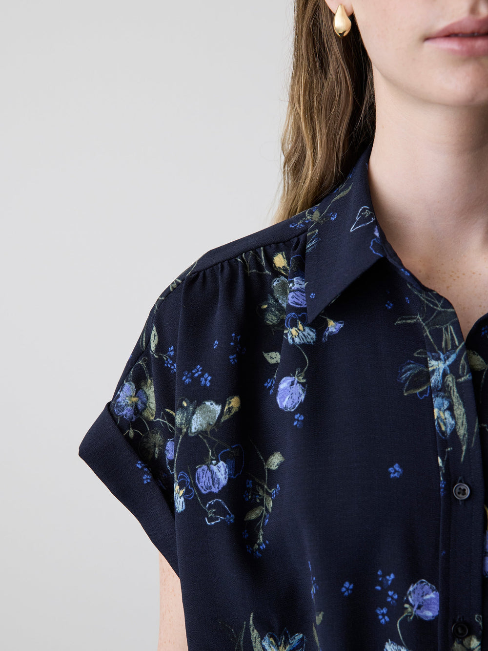RW&CO Short-Sleeve Buttoned-Down Blouse
