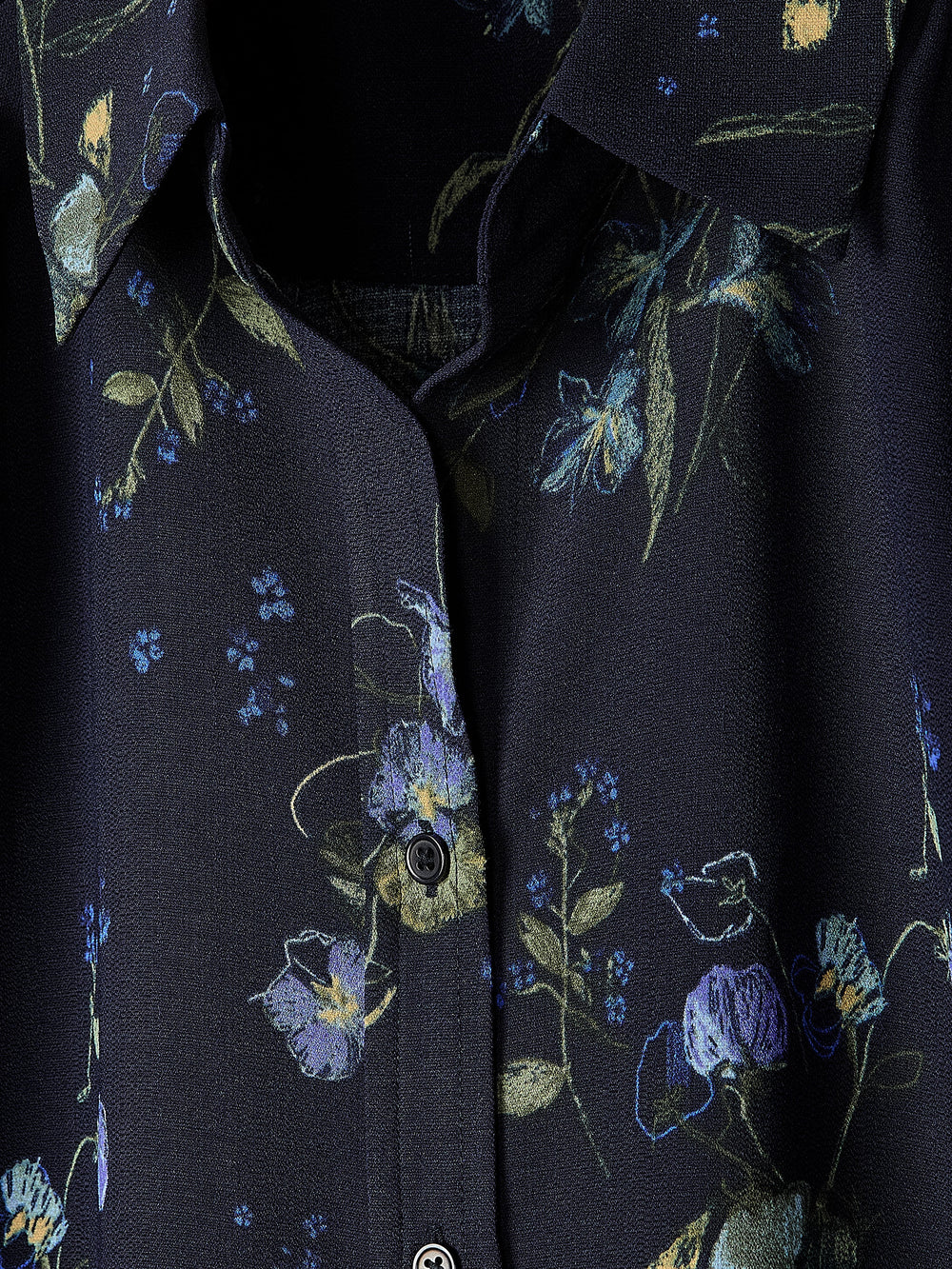 RW&CO Short-Sleeve Buttoned-Down Blouse