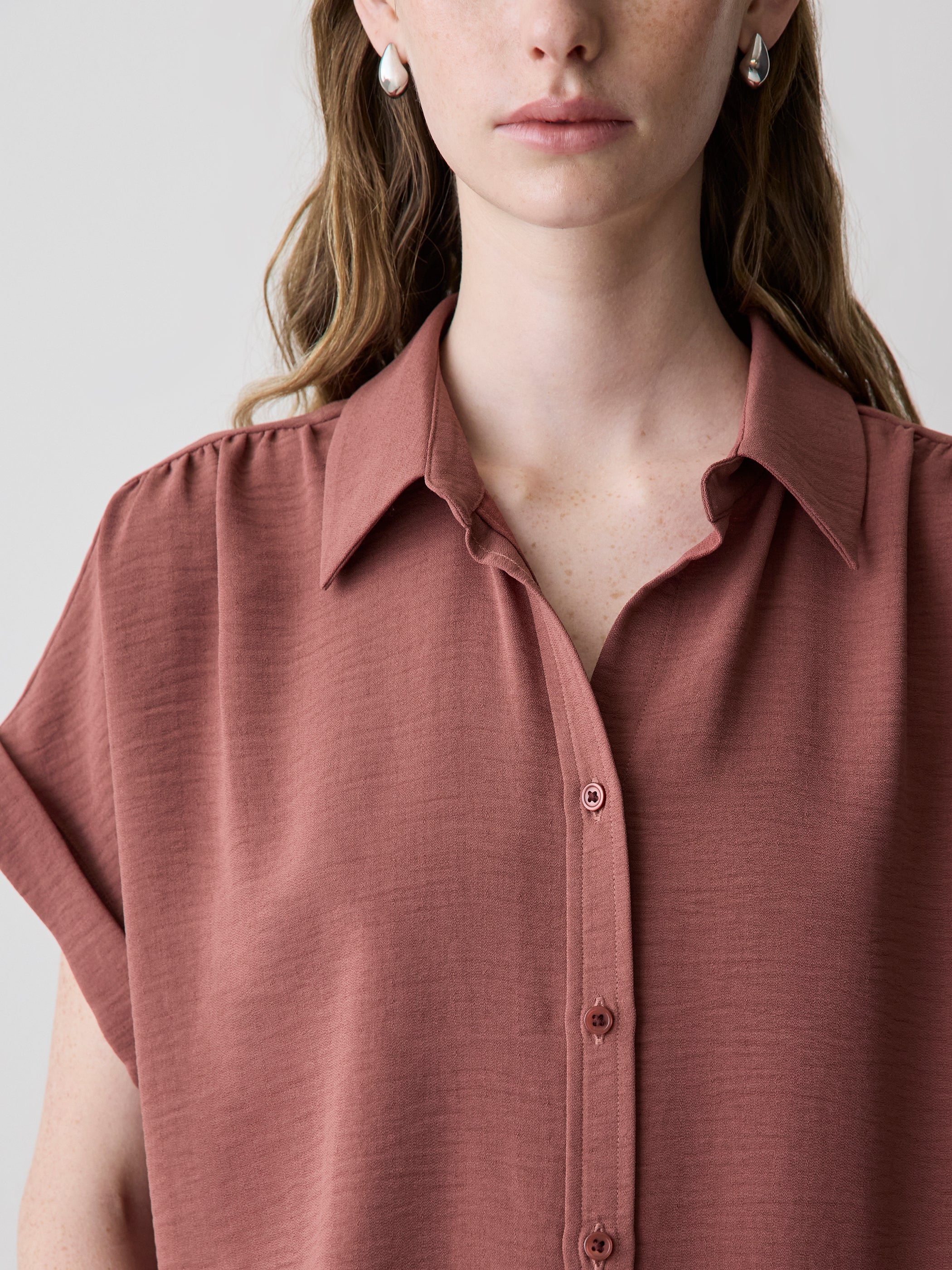 RW&CO Short-Sleeve Buttoned-Down Blouse