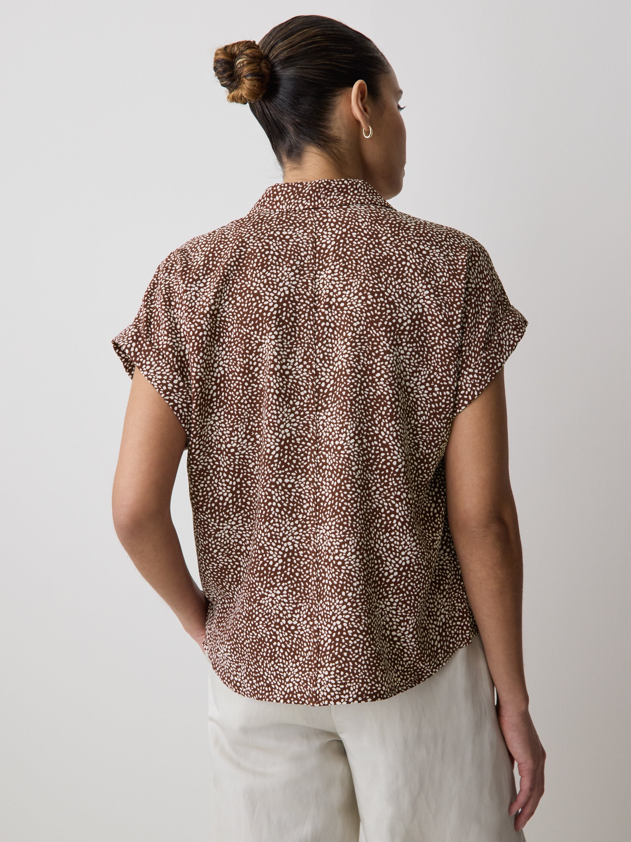 RW&CO Short-Sleeve Buttoned-Down Blouse