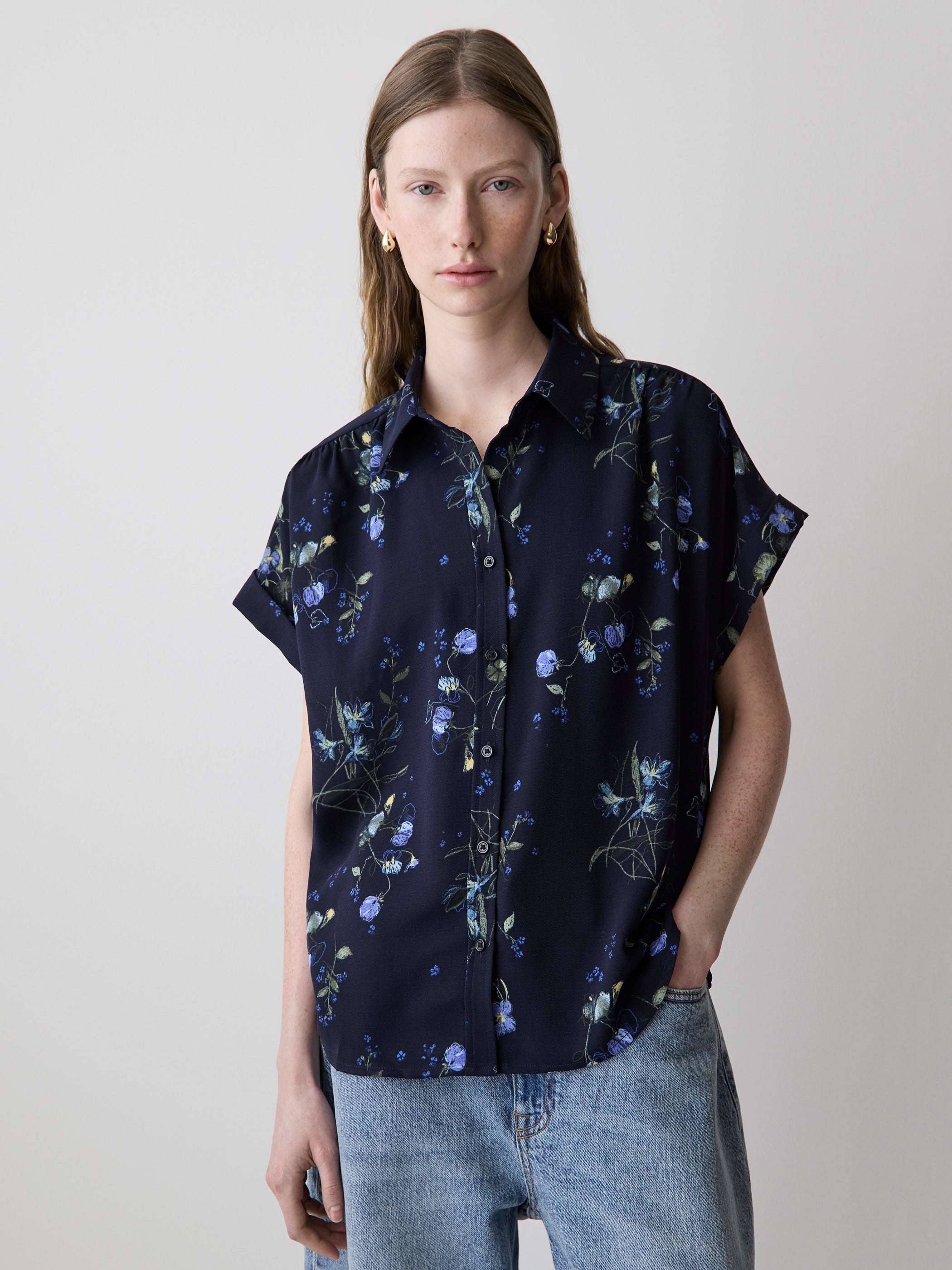RW&CO Short-Sleeve Buttoned-Down Blouse