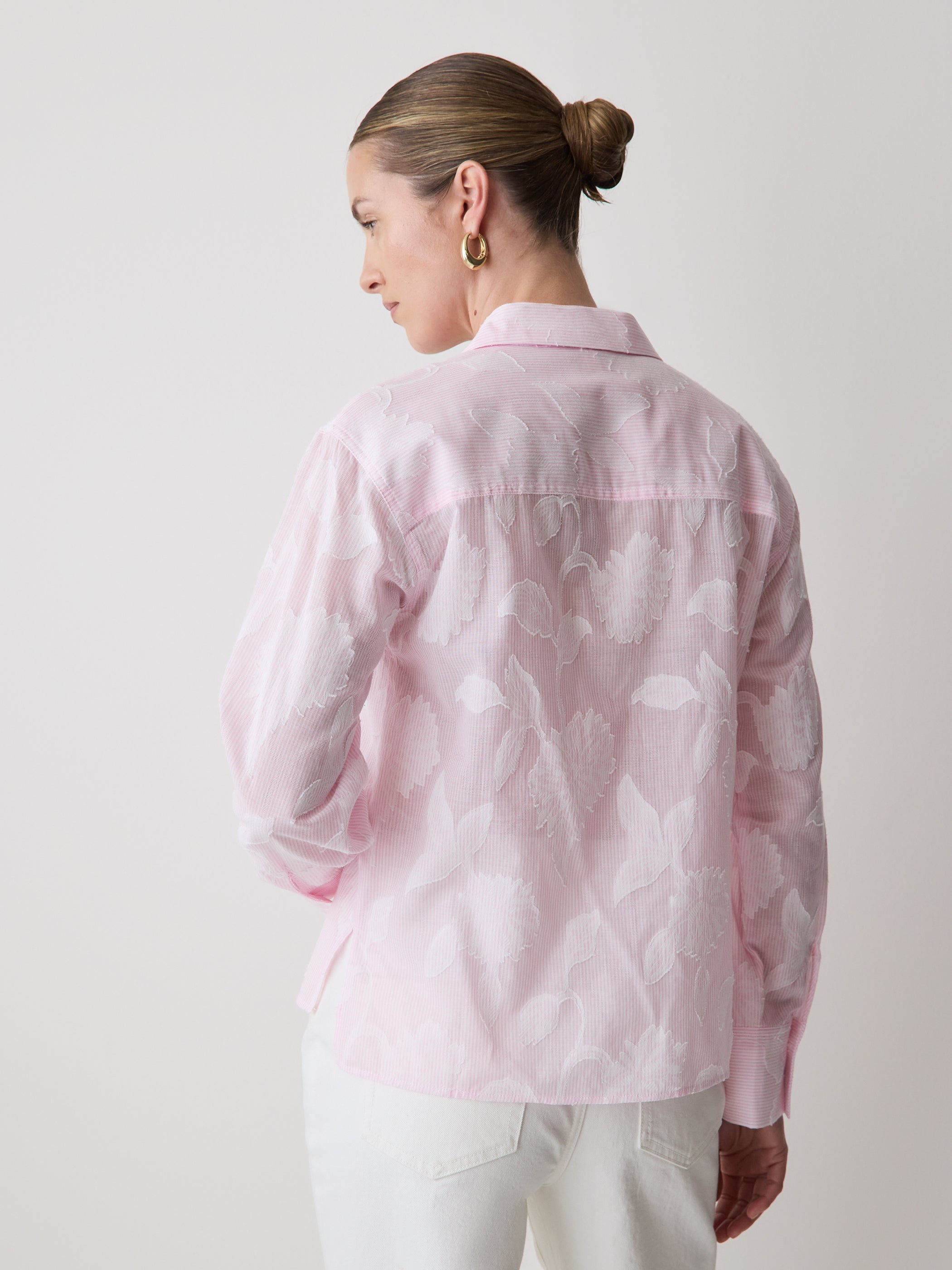 RW&CO Long-Sleeve Buttoned-Down Textured Blouse