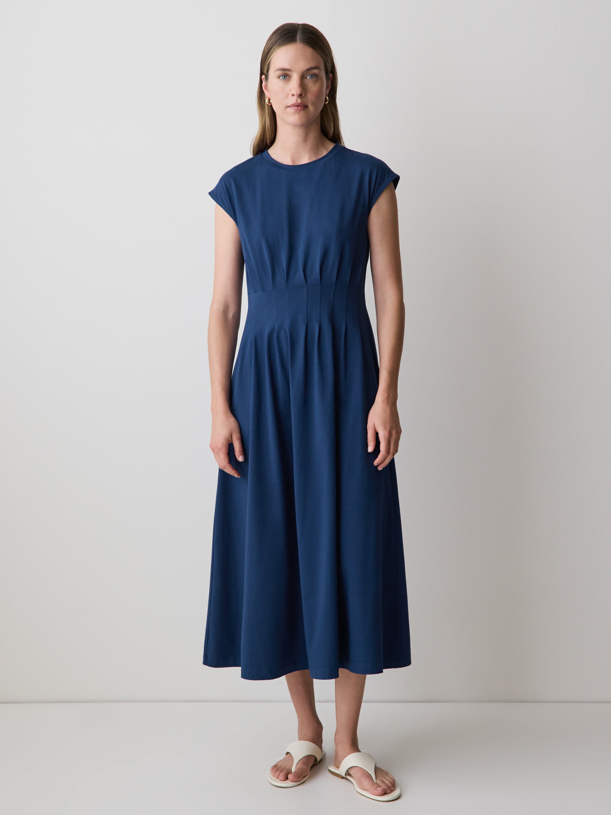 RW&CO Extended-Sleeve Crew-Neck Midi Dress with Pintucks