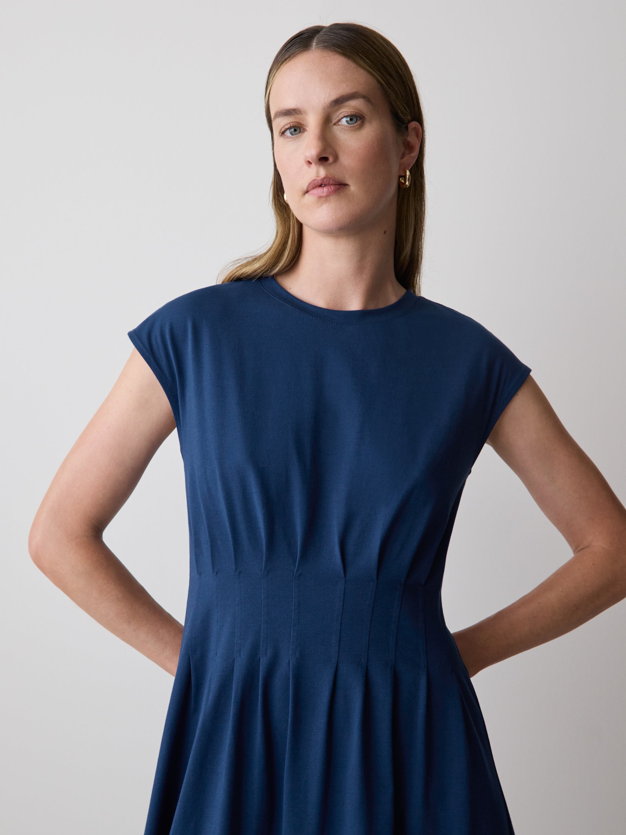 RW&CO Extended-Sleeve Crew-Neck Midi Dress with Pintucks