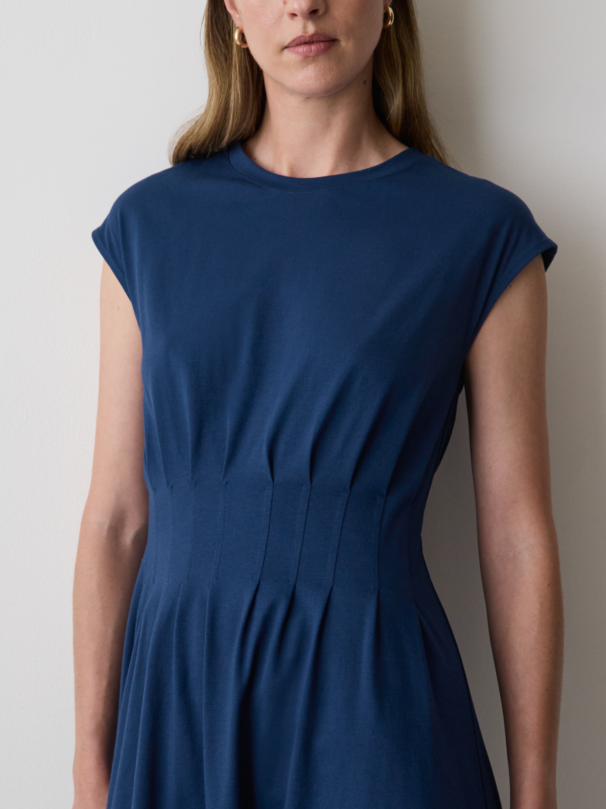 RW&CO Extended-Sleeve Crew-Neck Midi Dress with Pintucks