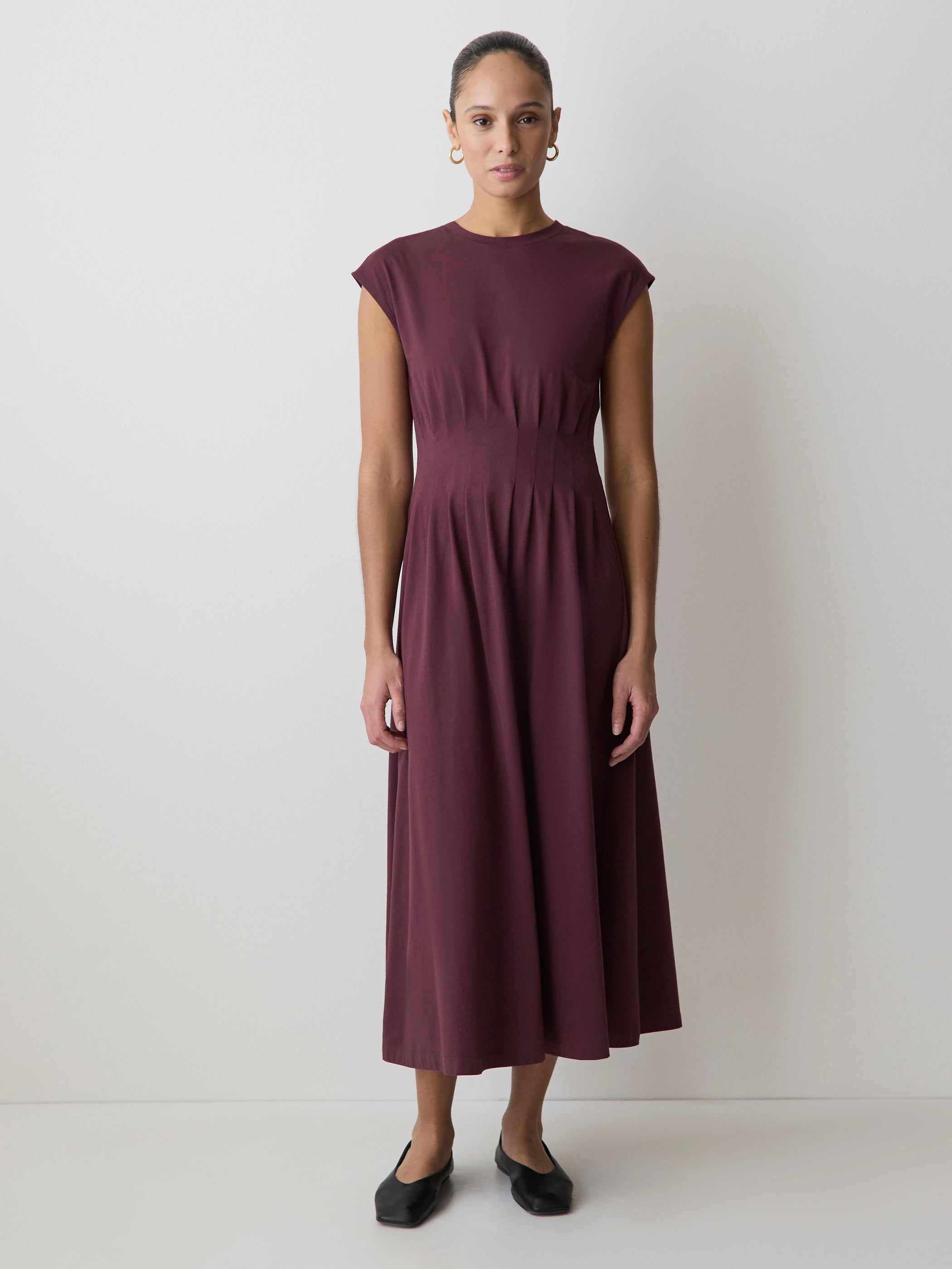 RW&CO Extended-Sleeve Crew-Neck Midi Dress with Pintucks