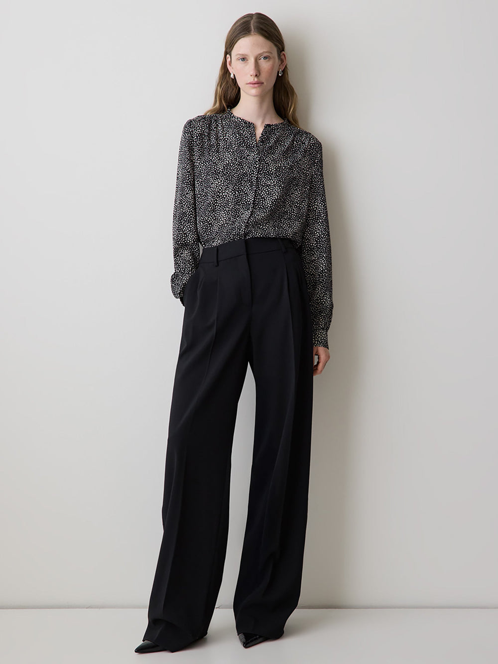 RW&CO Silky Crepe Long-Sleeve Buttoned-Down Blouse