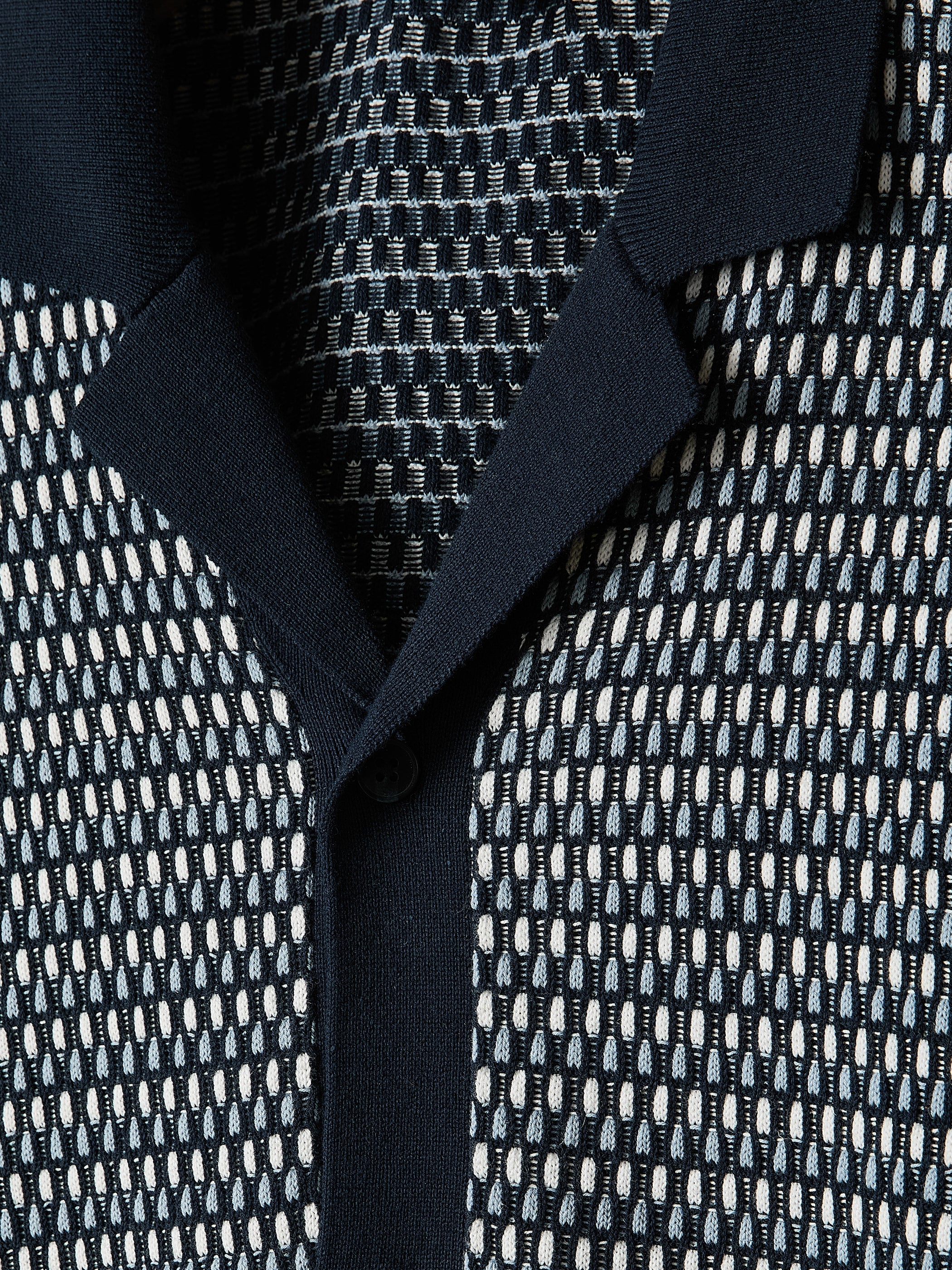RW&CO Striped Short-Sleeve Shirt Sweater with Camp Collar