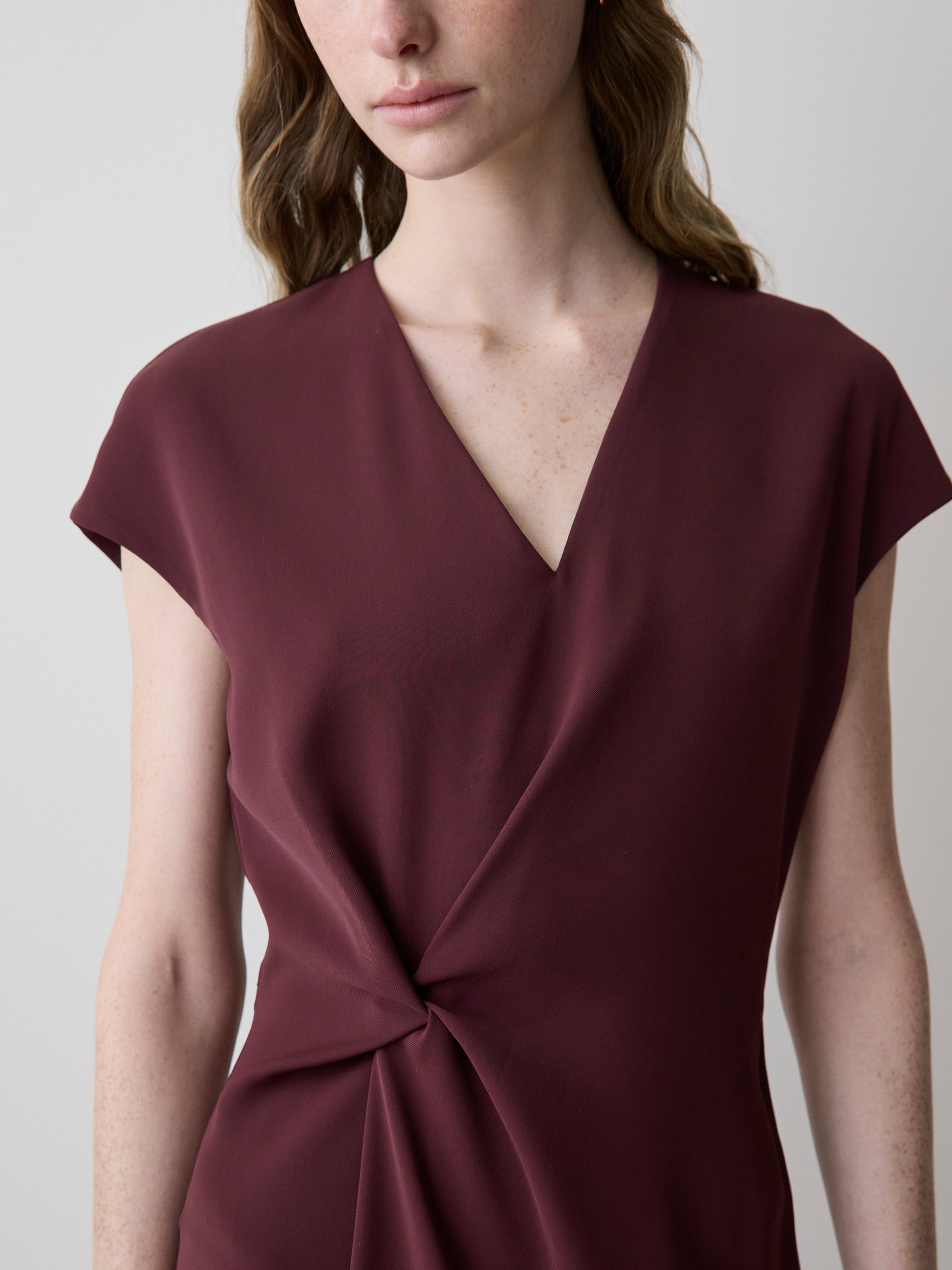 RW&CO Extended-Sleeve V-Neck Twill Midi Dress