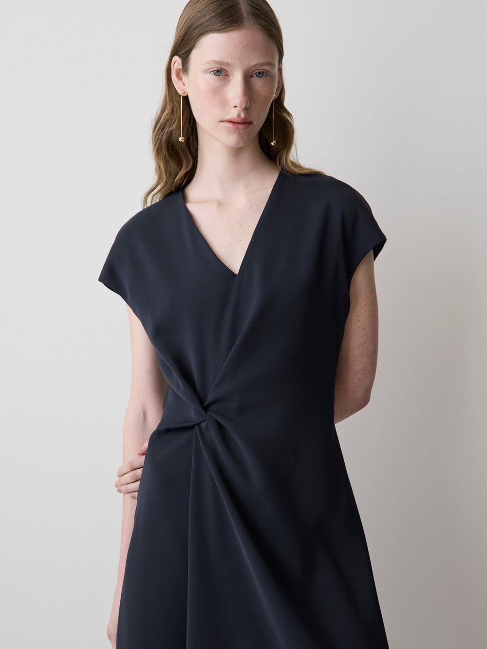 RW&CO Extended-Sleeve V-Neck Twill Midi Dress