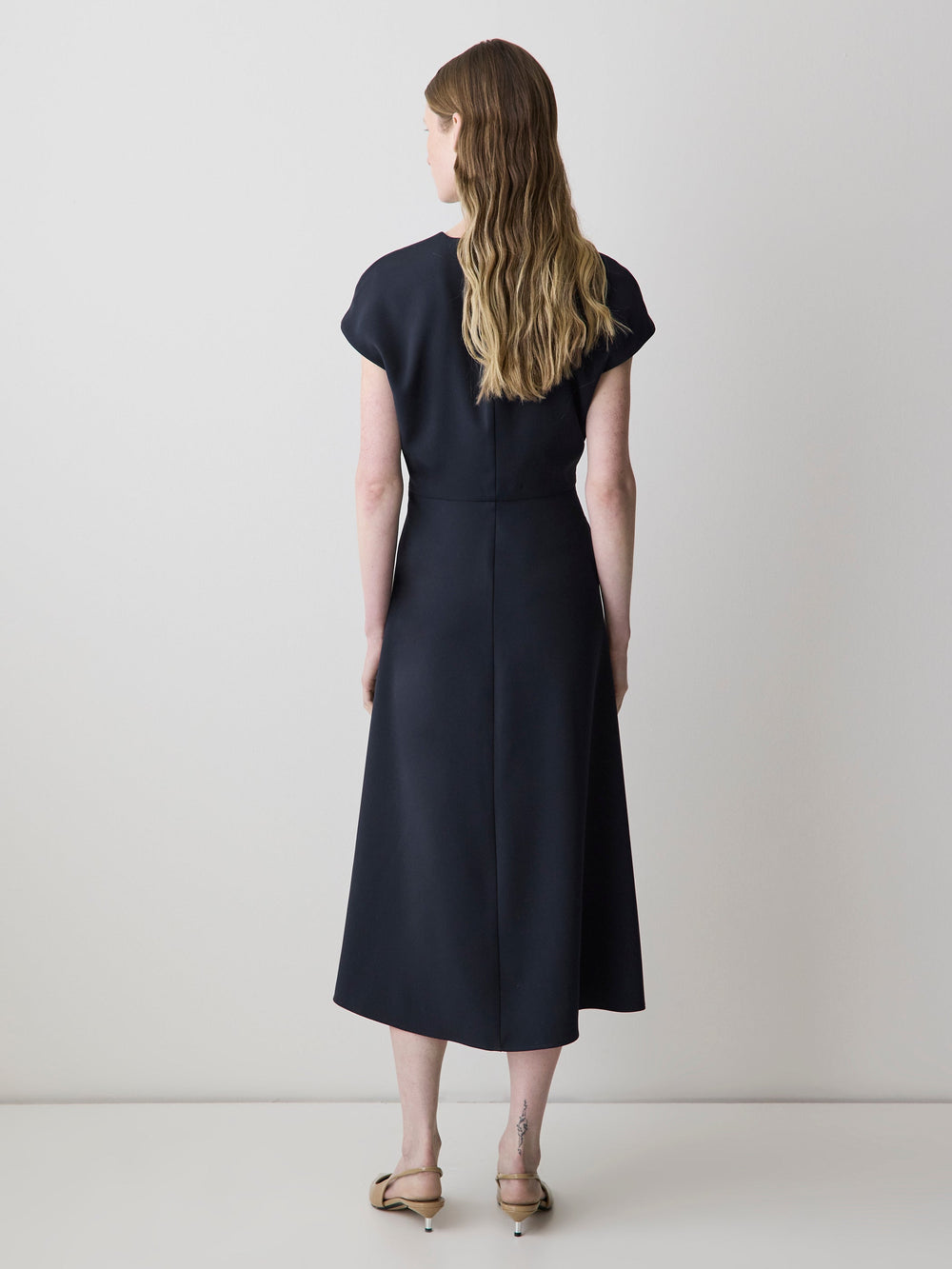 RW&CO Extended-Sleeve V-Neck Twill Midi Dress