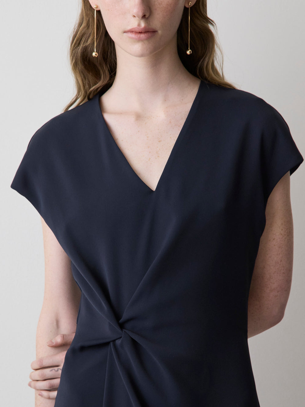 RW&CO Extended-Sleeve V-Neck Twill Midi Dress