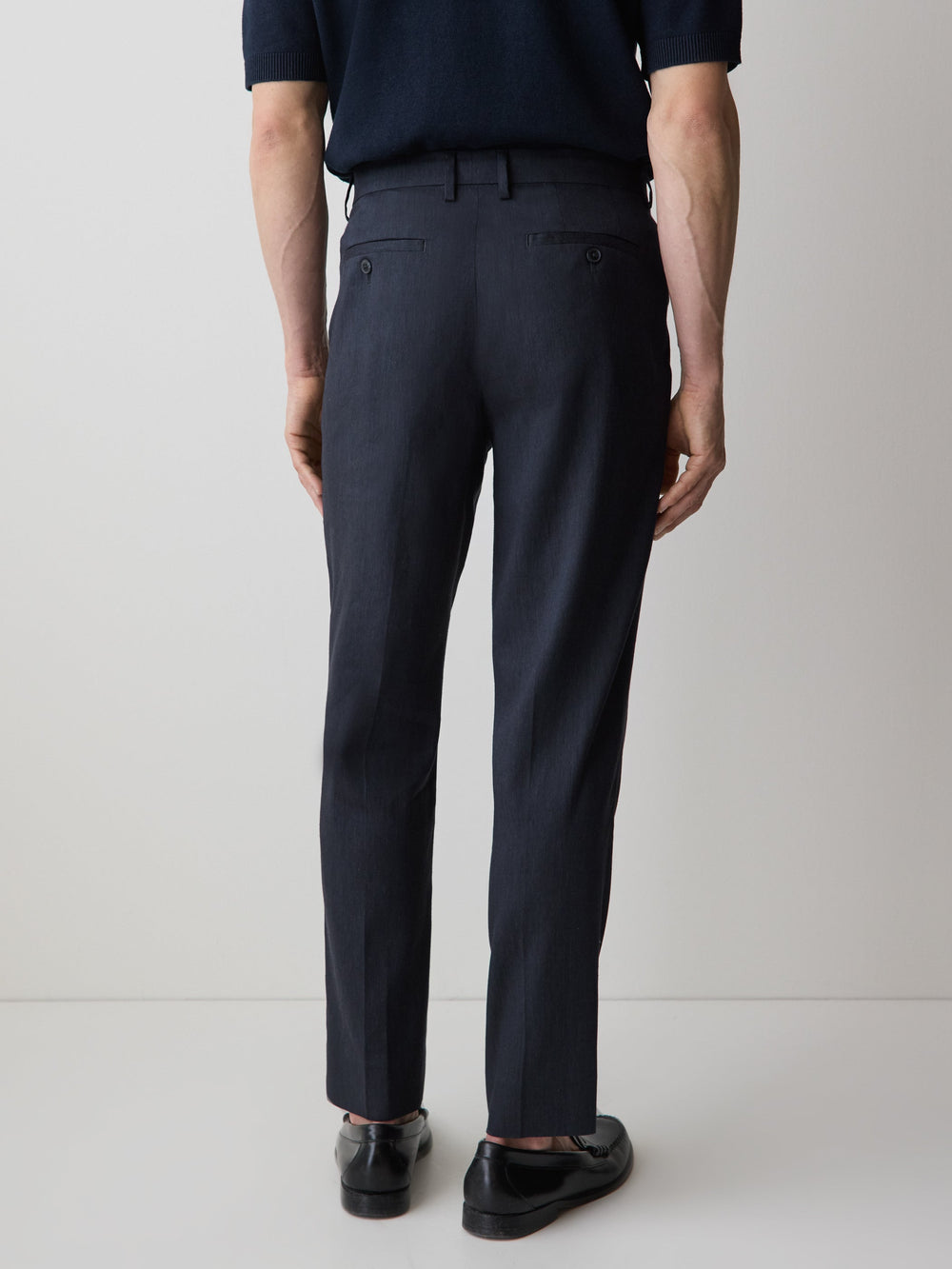 RW&CO Linen-Blend Tapered-Leg Pleated Pant