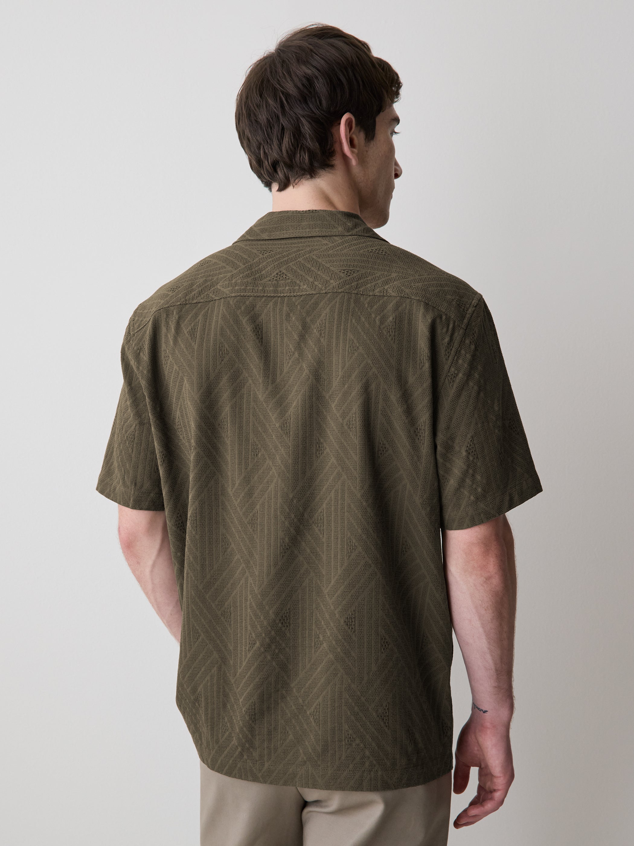 RW&CO Short-Sleeve Textured Shirt with Camp Collar