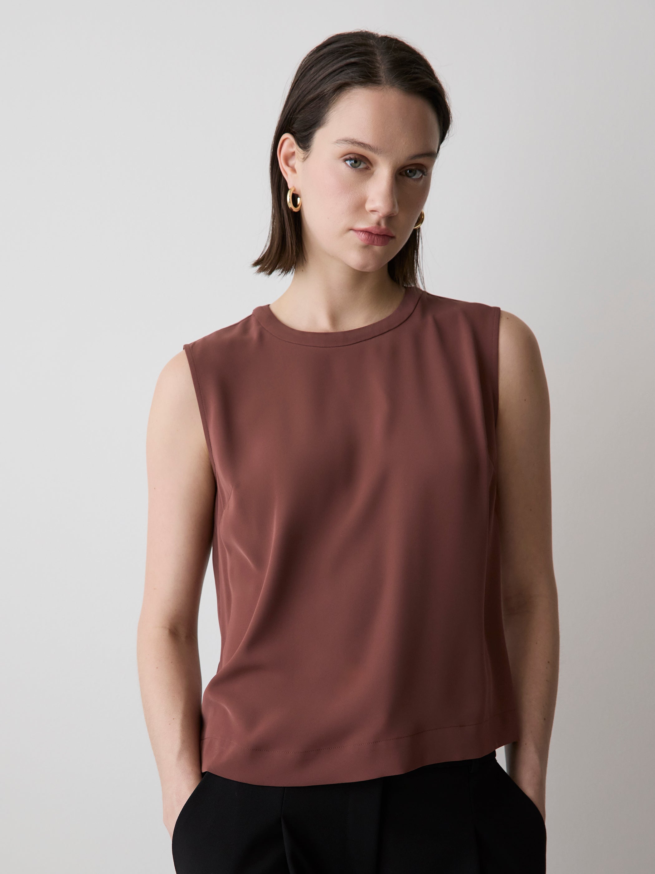 RW&CO Crew-Neck Luxe Crepe Cami