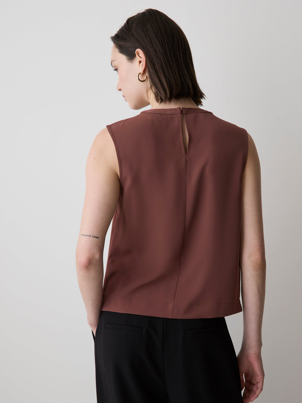 RW&CO Crew-Neck Luxe Crepe Cami