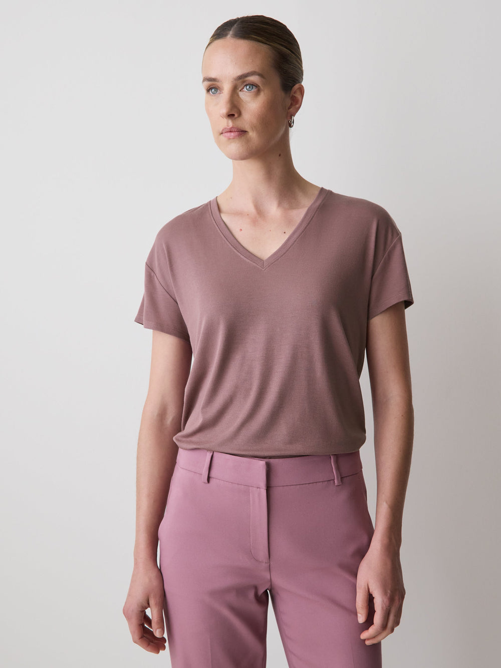 RW&CO V-Neck Silk-Blend Tee
