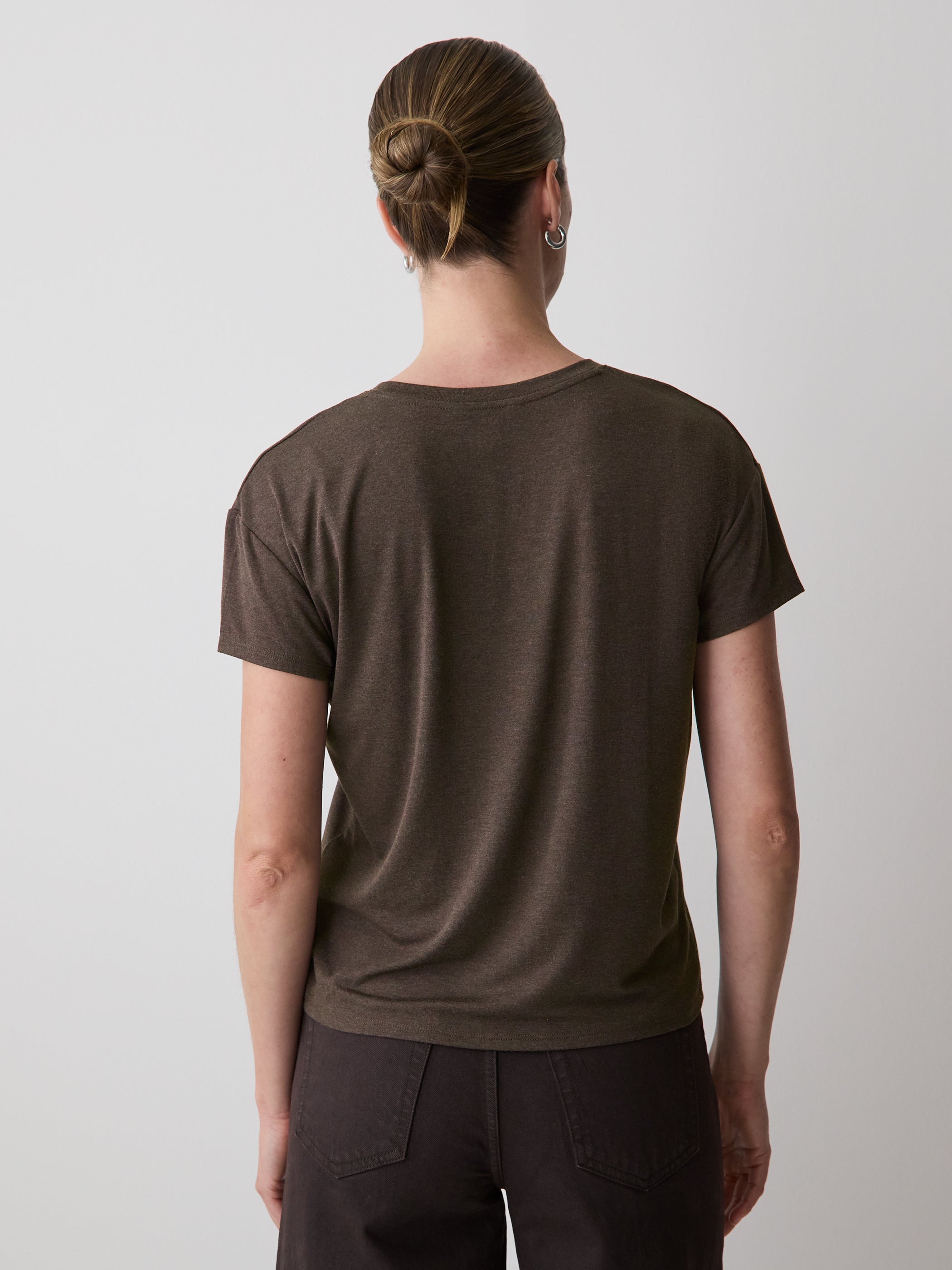 RW&CO V-Neck Silk-Blend Tee