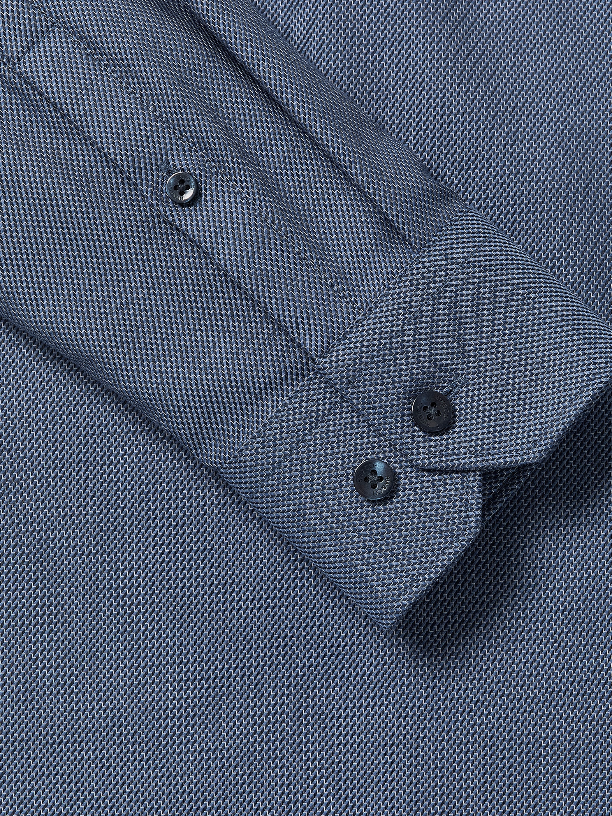 RW&CO Tailored-Fit Dobby Dress Shirt