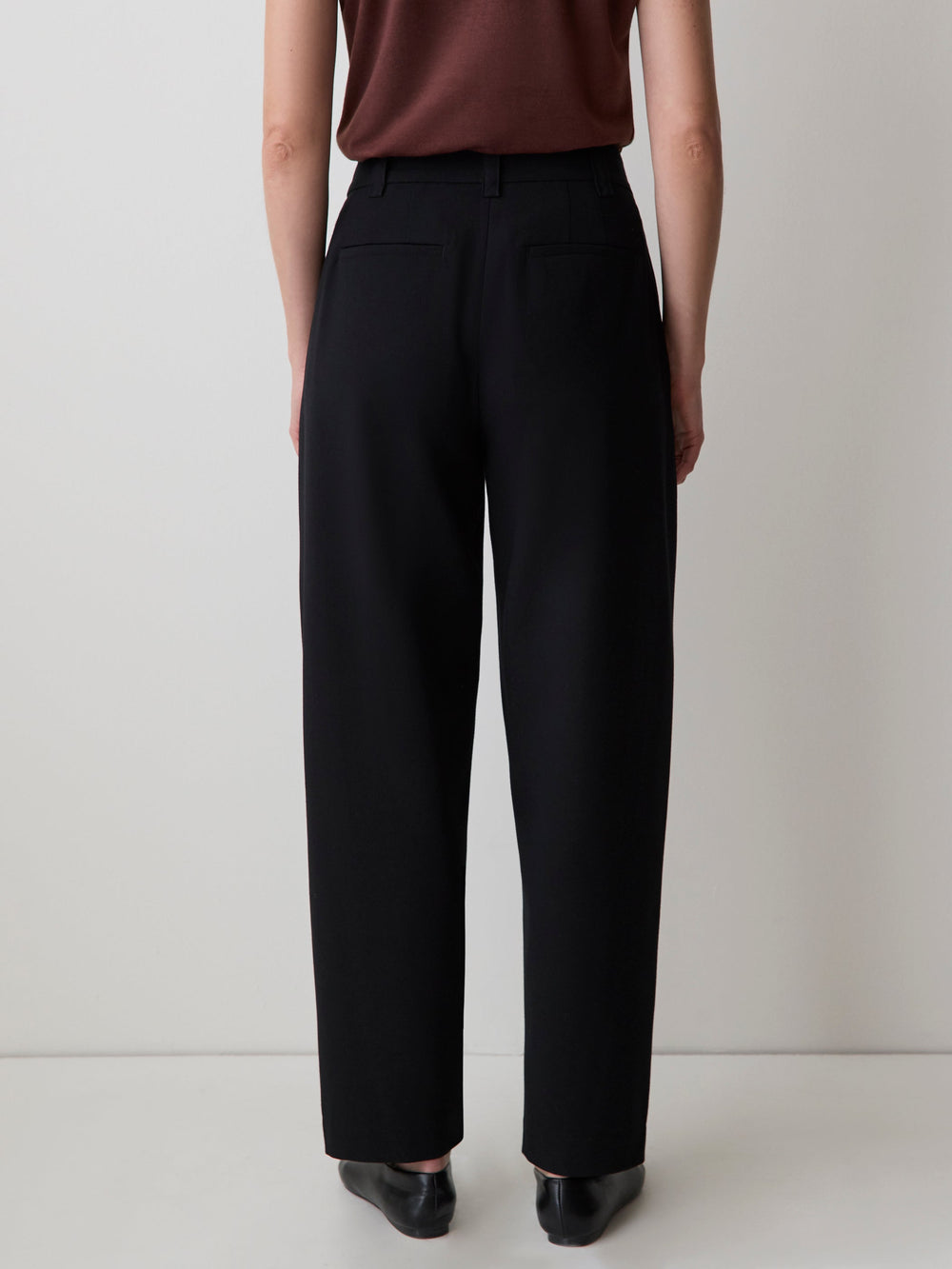 RW&CO High-Rise Barrel-Leg Pant