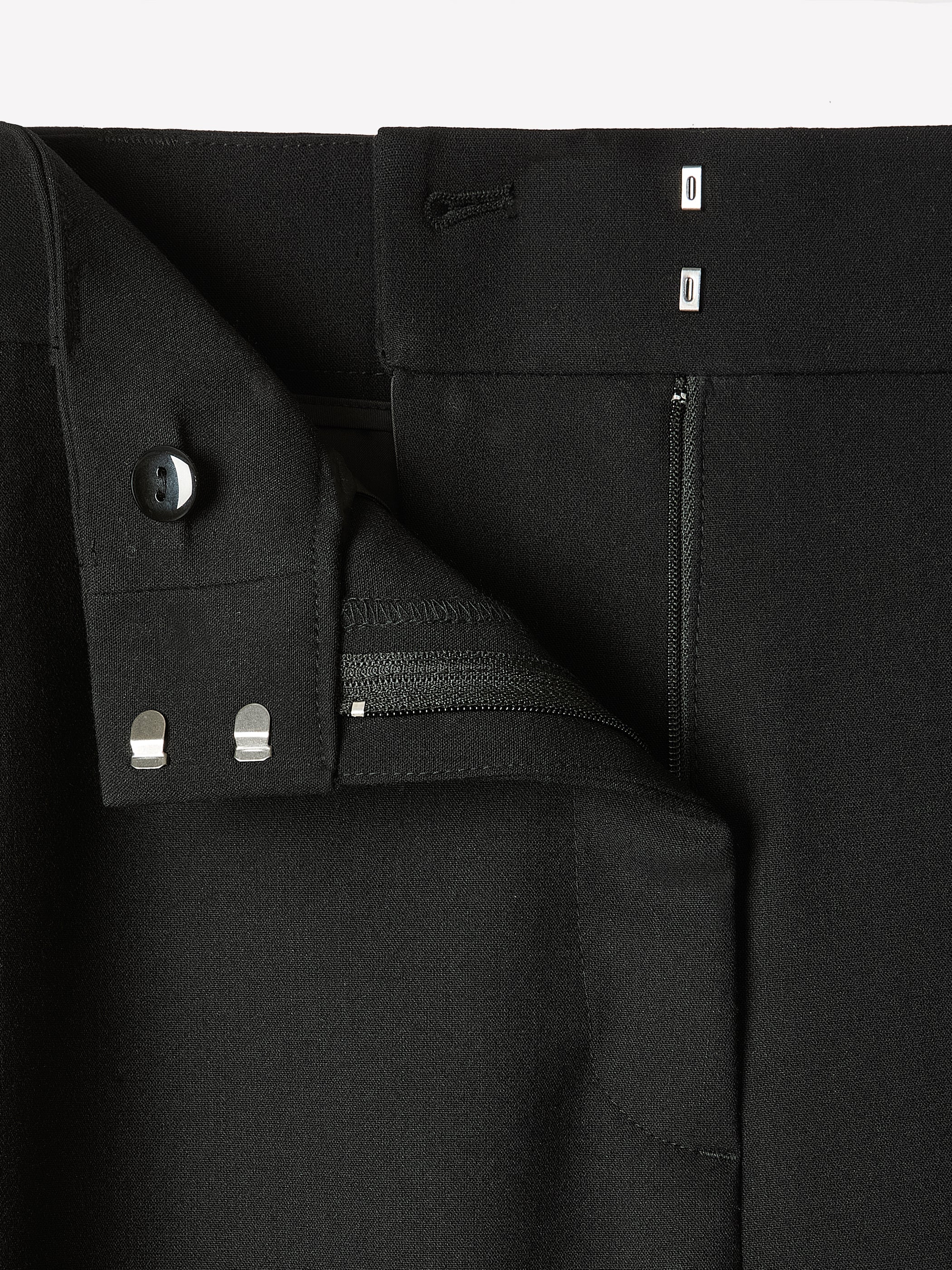 RW&CO High-Rise Barrel-Leg Pant