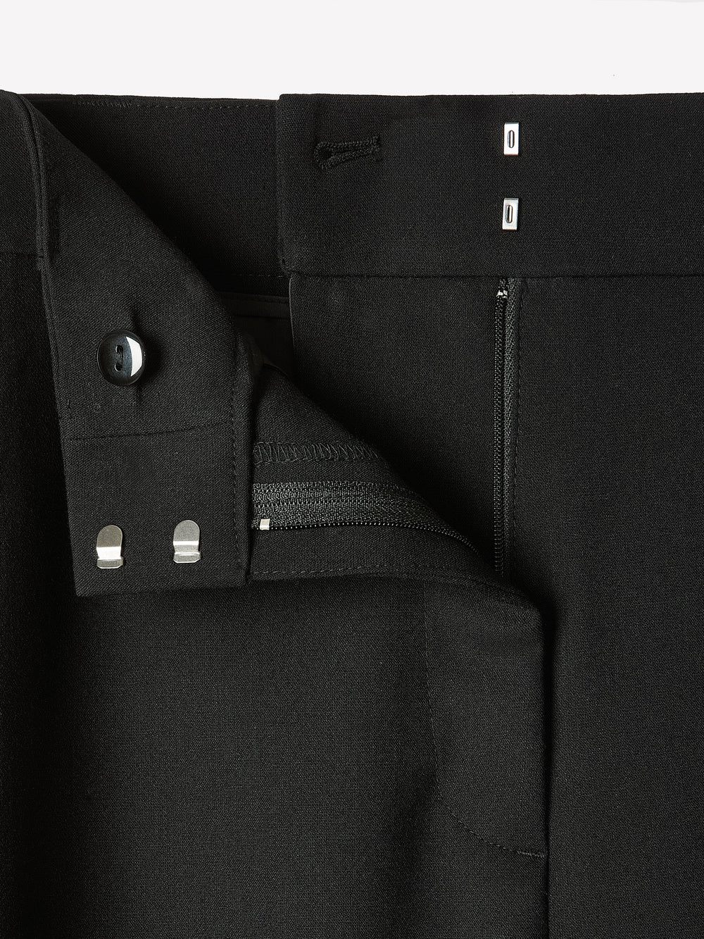 RW&CO High-Rise Barrel-Leg Pant