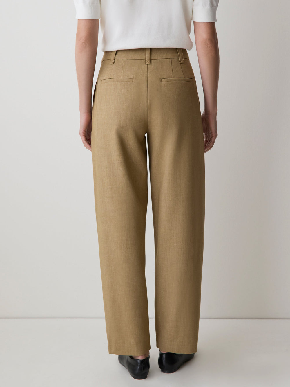 RW&CO High-Rise Barrel-Leg Pant