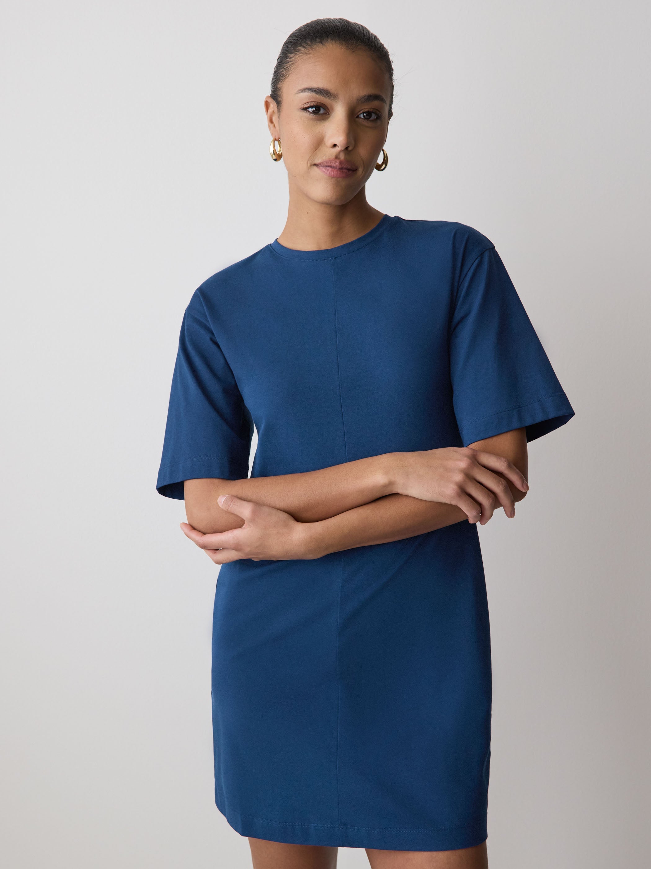 RW&CO Short-Sleeve Crew-Neck Mini Dress