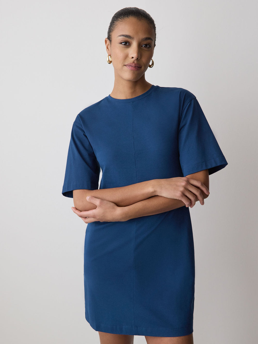 RW&CO Short-Sleeve Crew-Neck Mini Dress