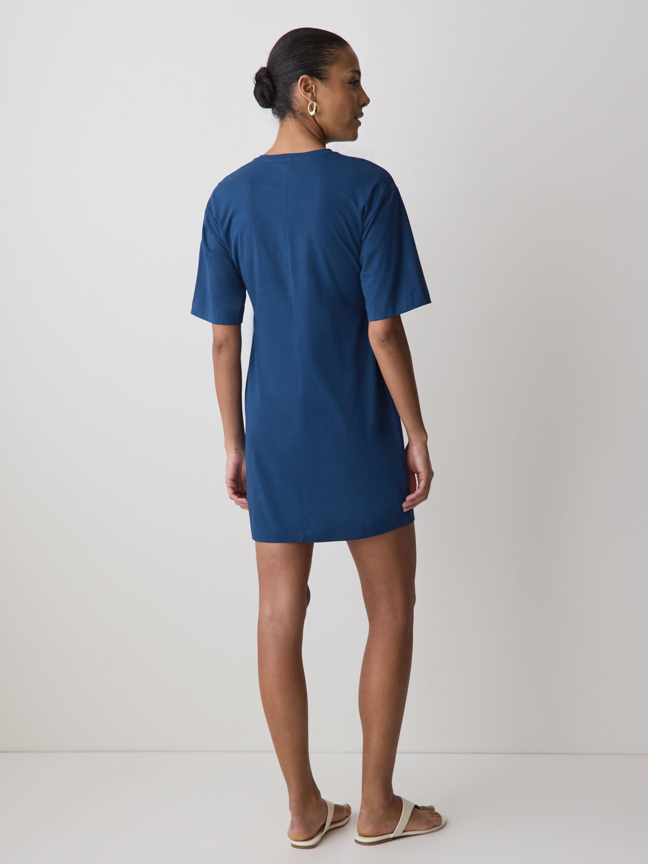 RW&CO Short-Sleeve Crew-Neck Mini Dress