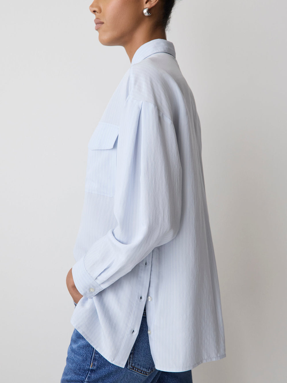 RW&CO Striped Long-Sleeve Buttoned-Down Blouse with Pockets