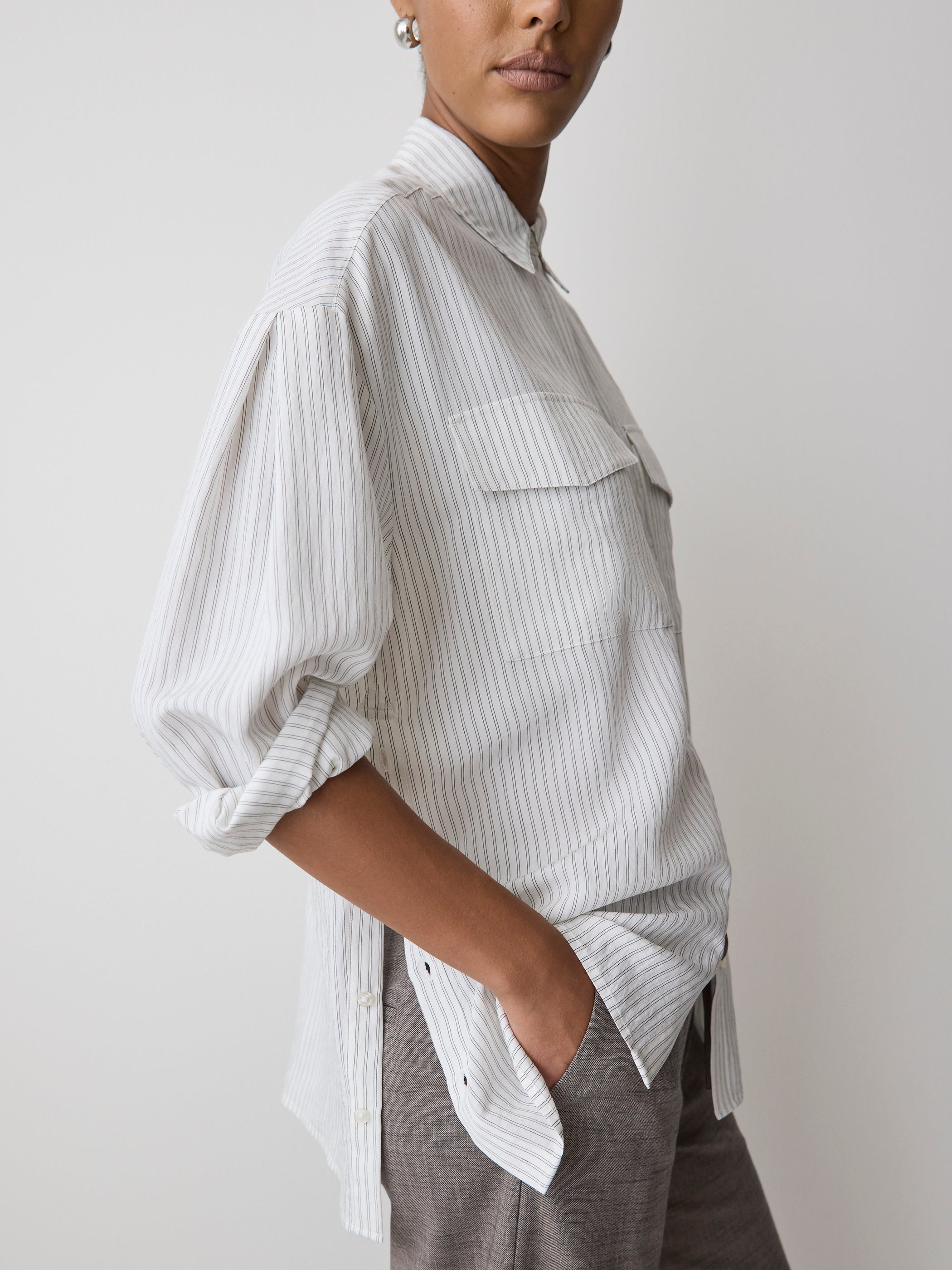 RW&CO Striped Long-Sleeve Buttoned-Down Blouse with Pockets