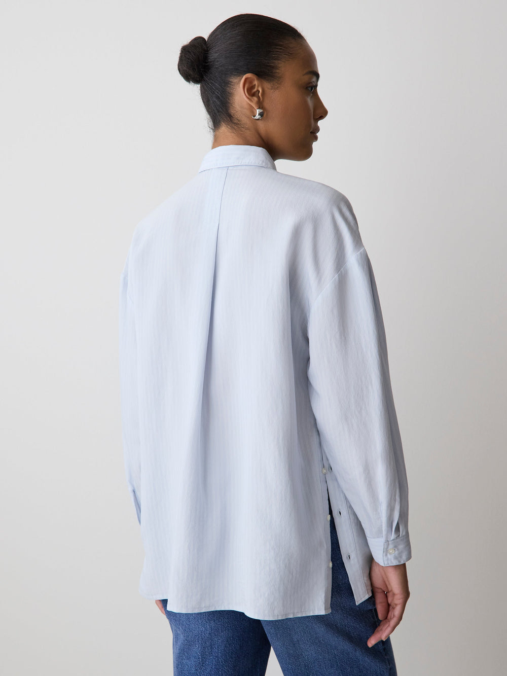 RW&CO Striped Long-Sleeve Buttoned-Down Blouse with Pockets