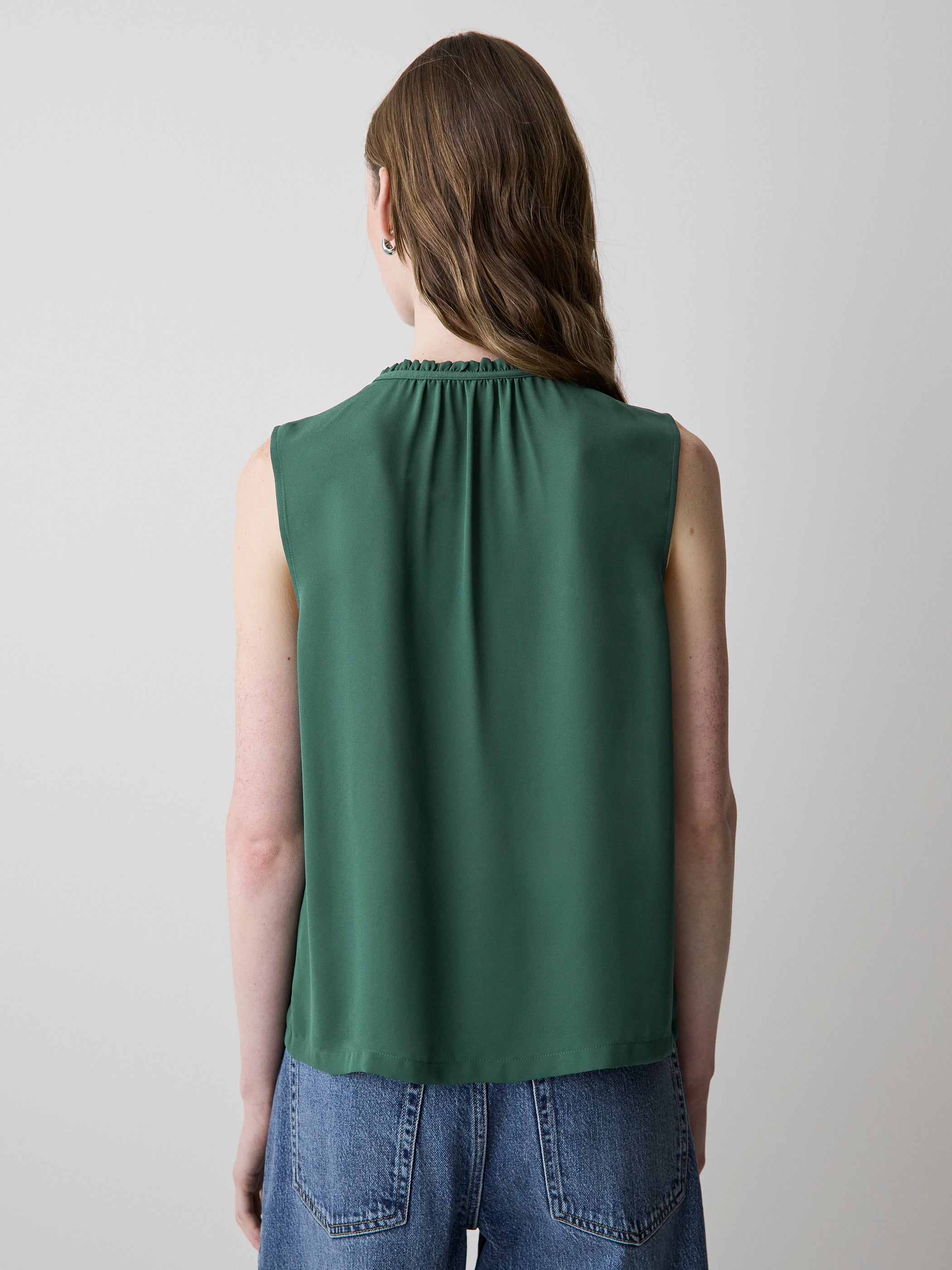 RW&CO Sleeveless Buttoned-Down Blouse with Ruffled Trim