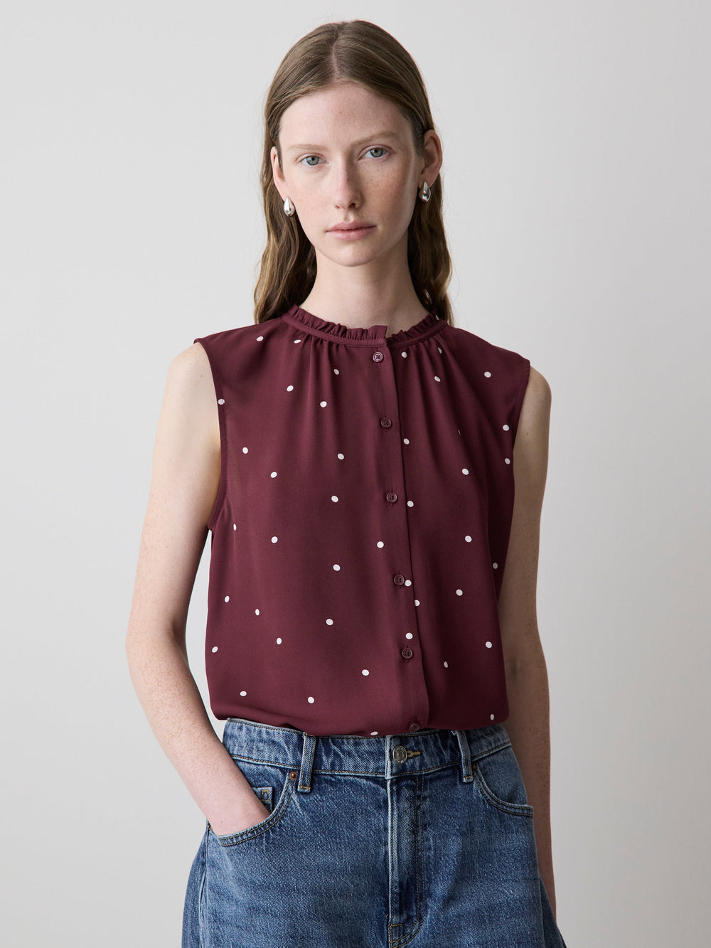 RW&CO Sleeveless Buttoned-Down Blouse with Ruffled Trim
