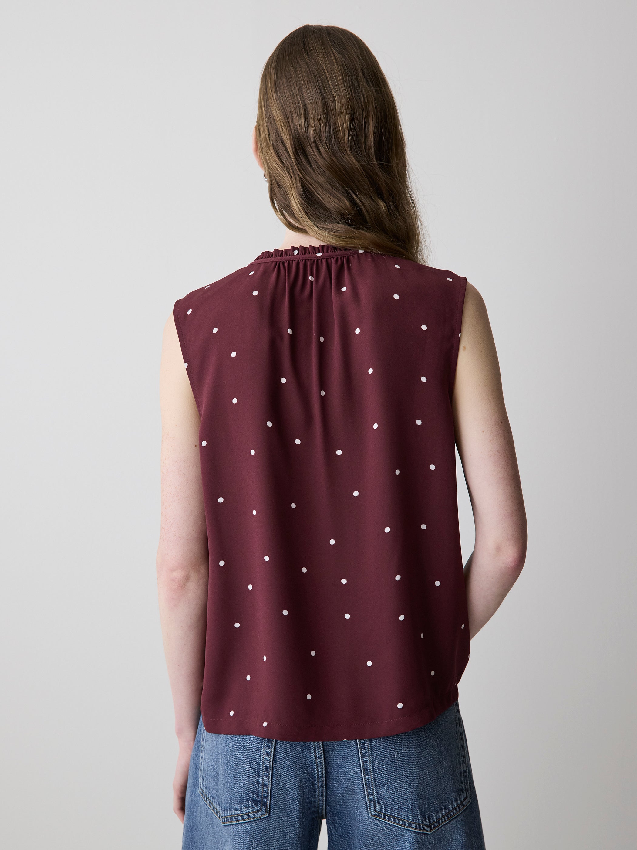 RW&CO Sleeveless Buttoned-Down Blouse with Ruffled Trim