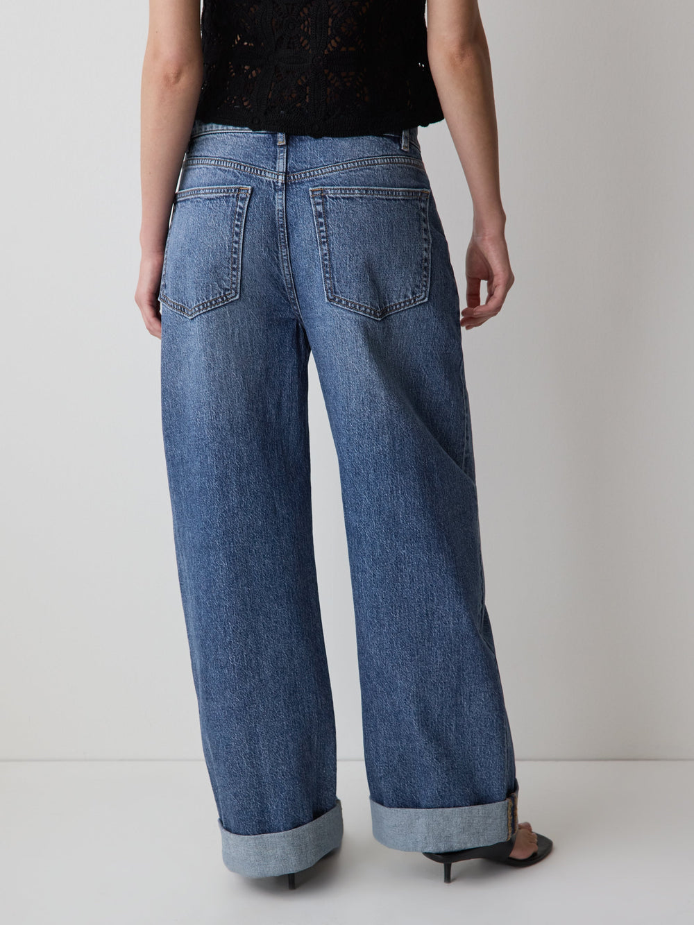 RW&CO Slouchy Mid-Rise Jeans