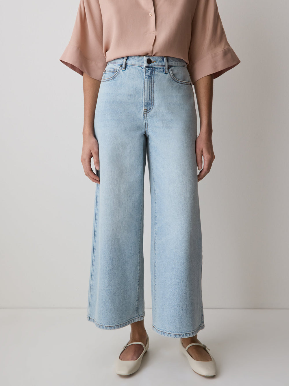 RW&CO High-Rise Wide-Leg Cropped Jeans