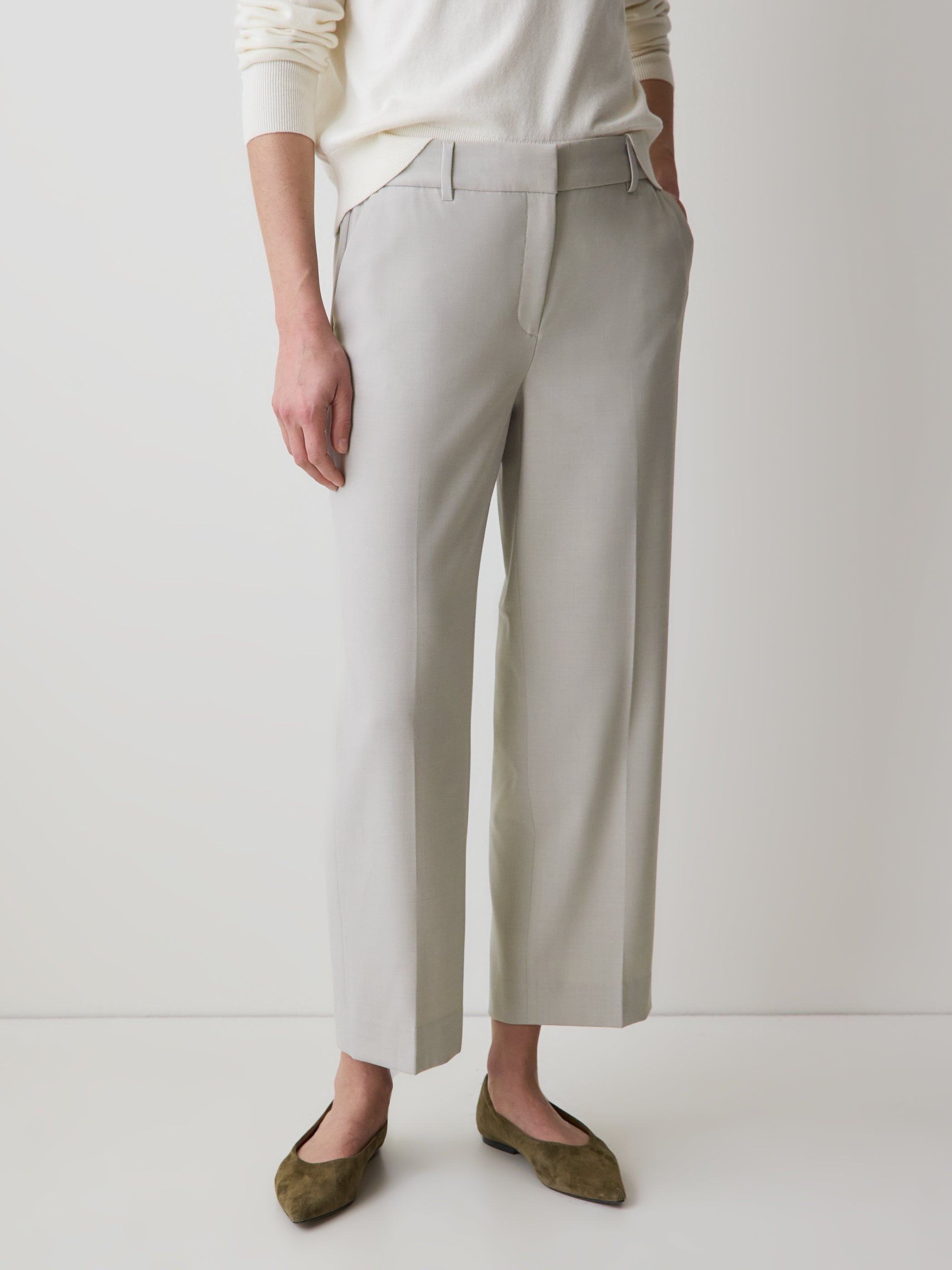 RW&CO Mid-Rise Straight-Leg Cropped Pant