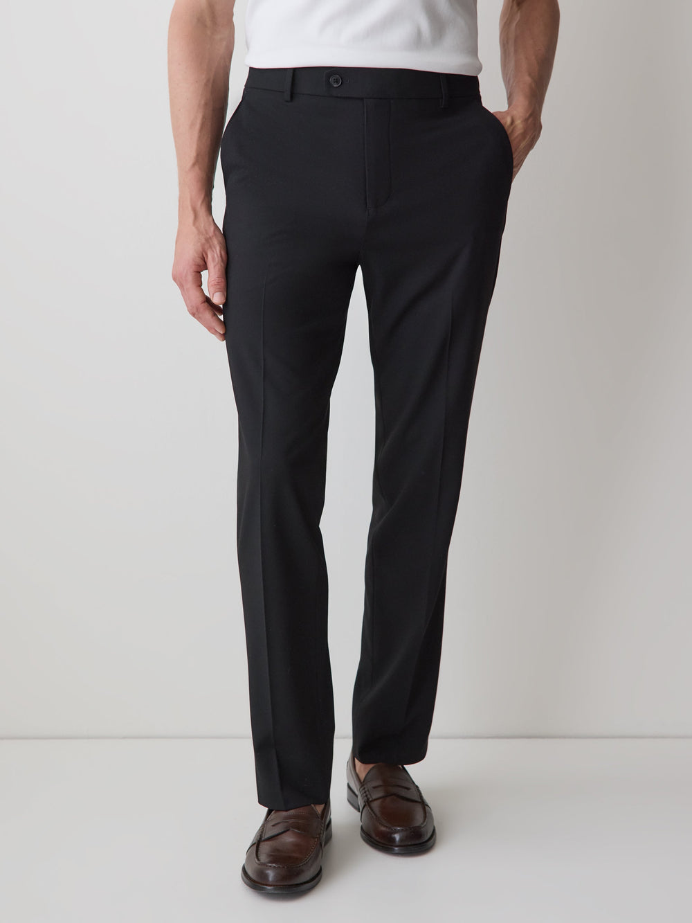 RW&CO Tailored-Fit Essential Pant