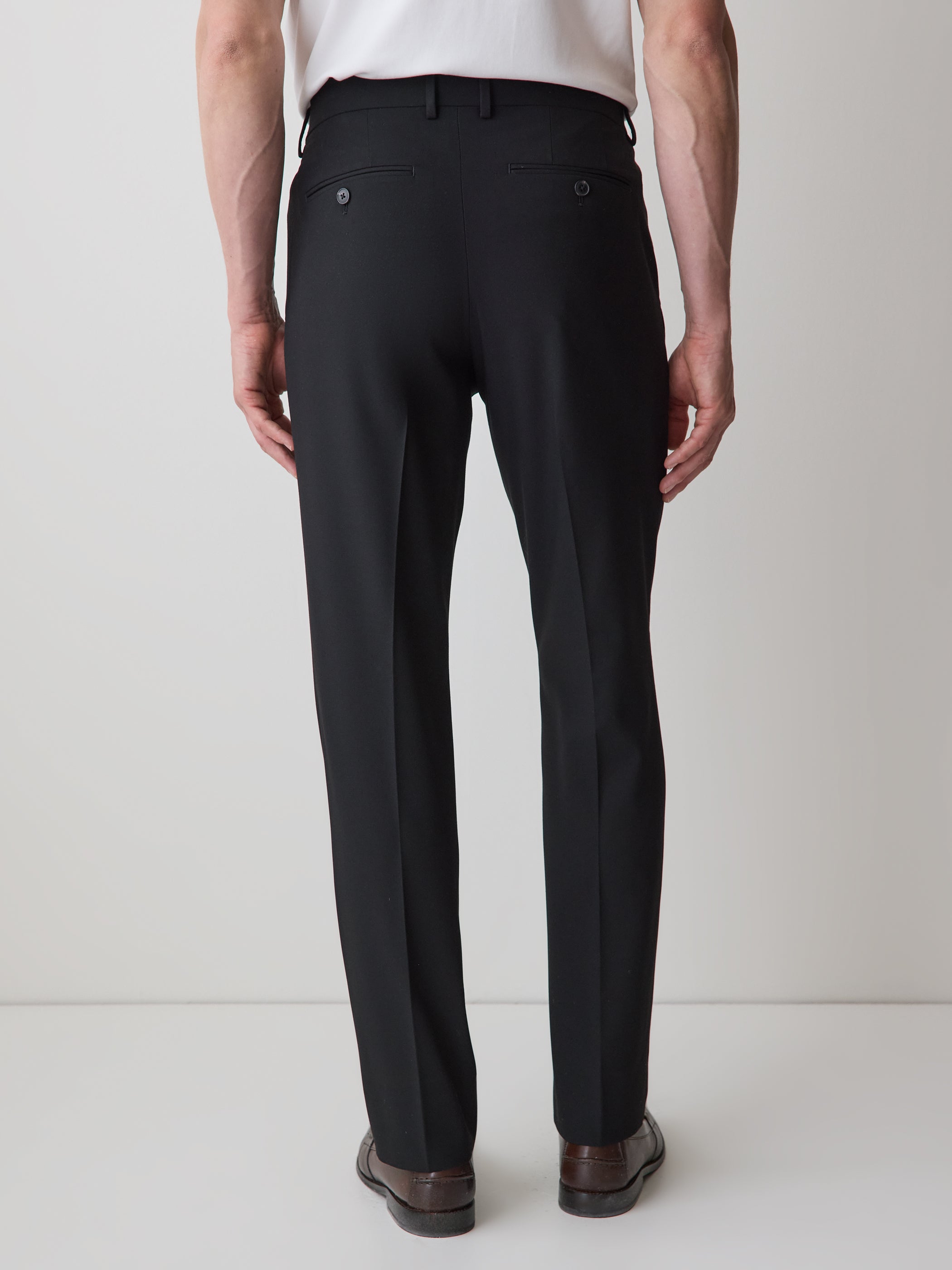 RW&CO Tailored-Fit Essential Pant