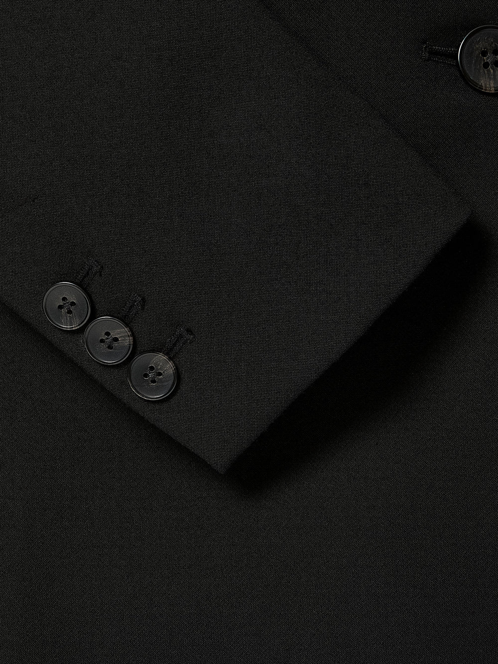 RW&CO Three-Button Fitted Blazer