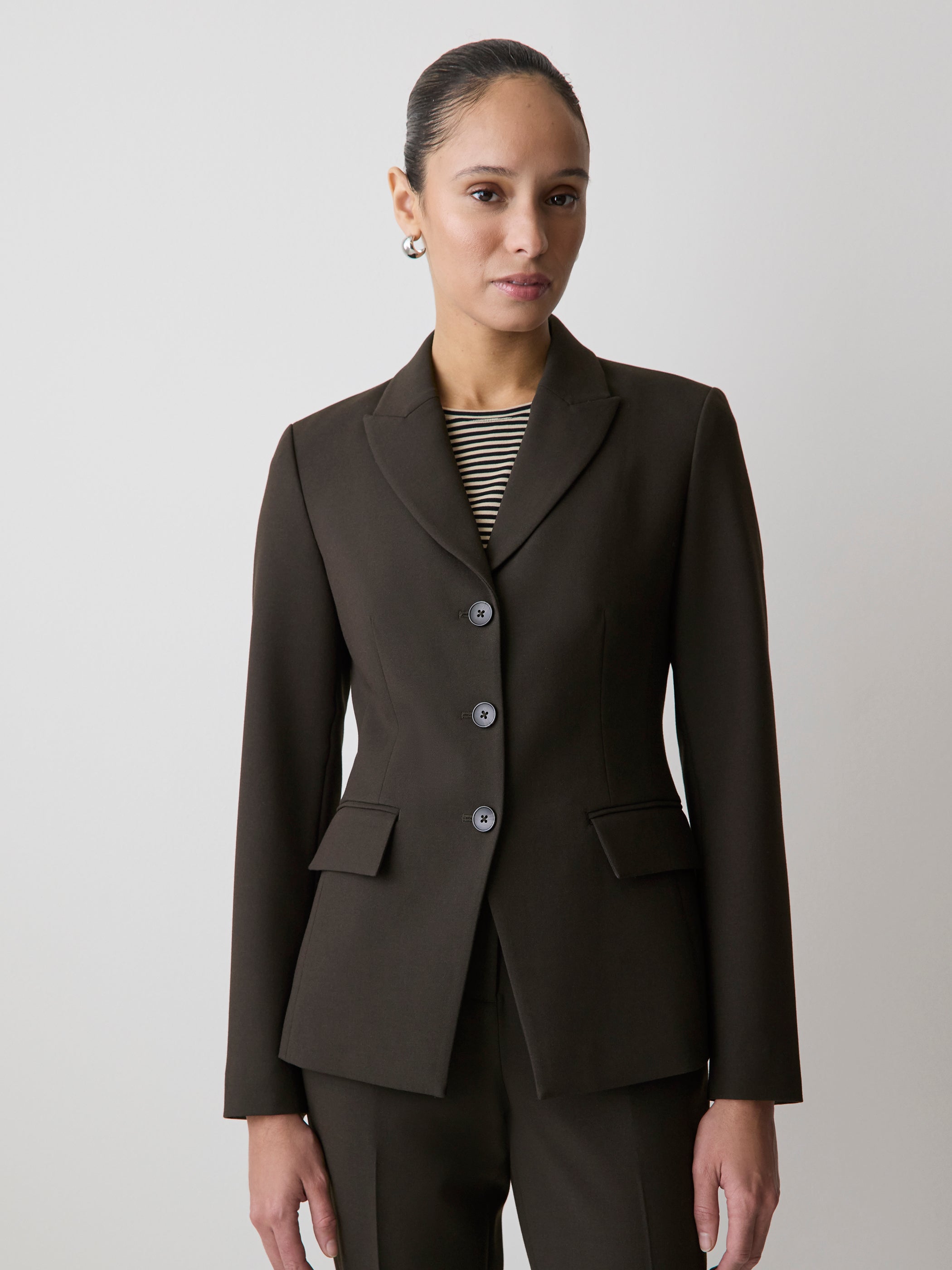 RW&CO Three-Button Fitted Blazer