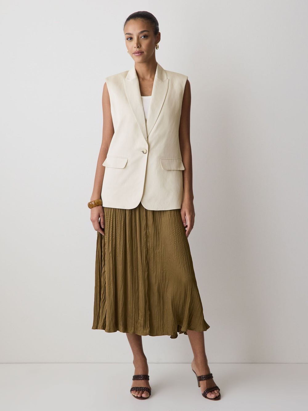 RW&CO Long Sleeveless Twill Vest