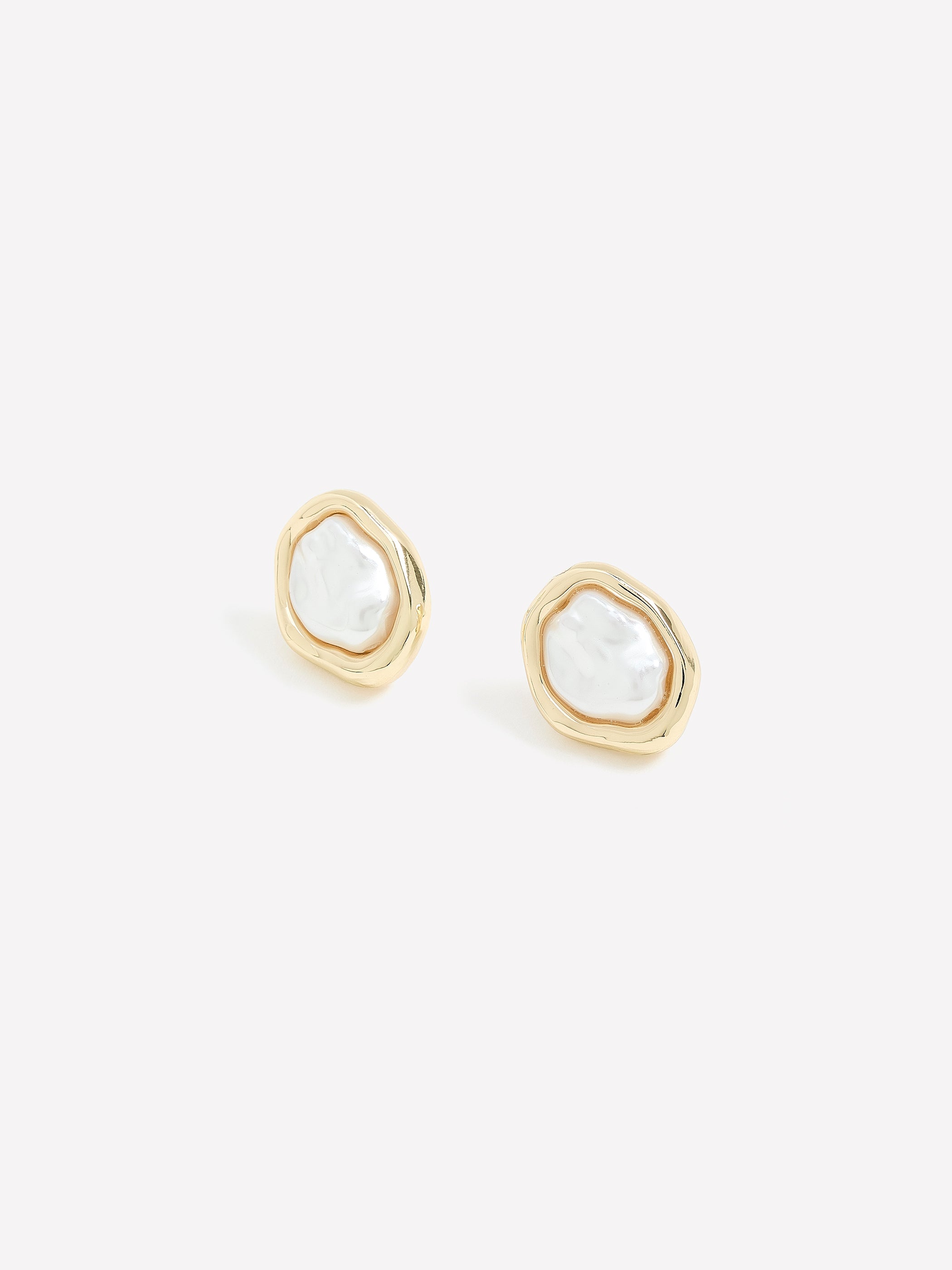 RW&CO Baroque Pearl Earrings