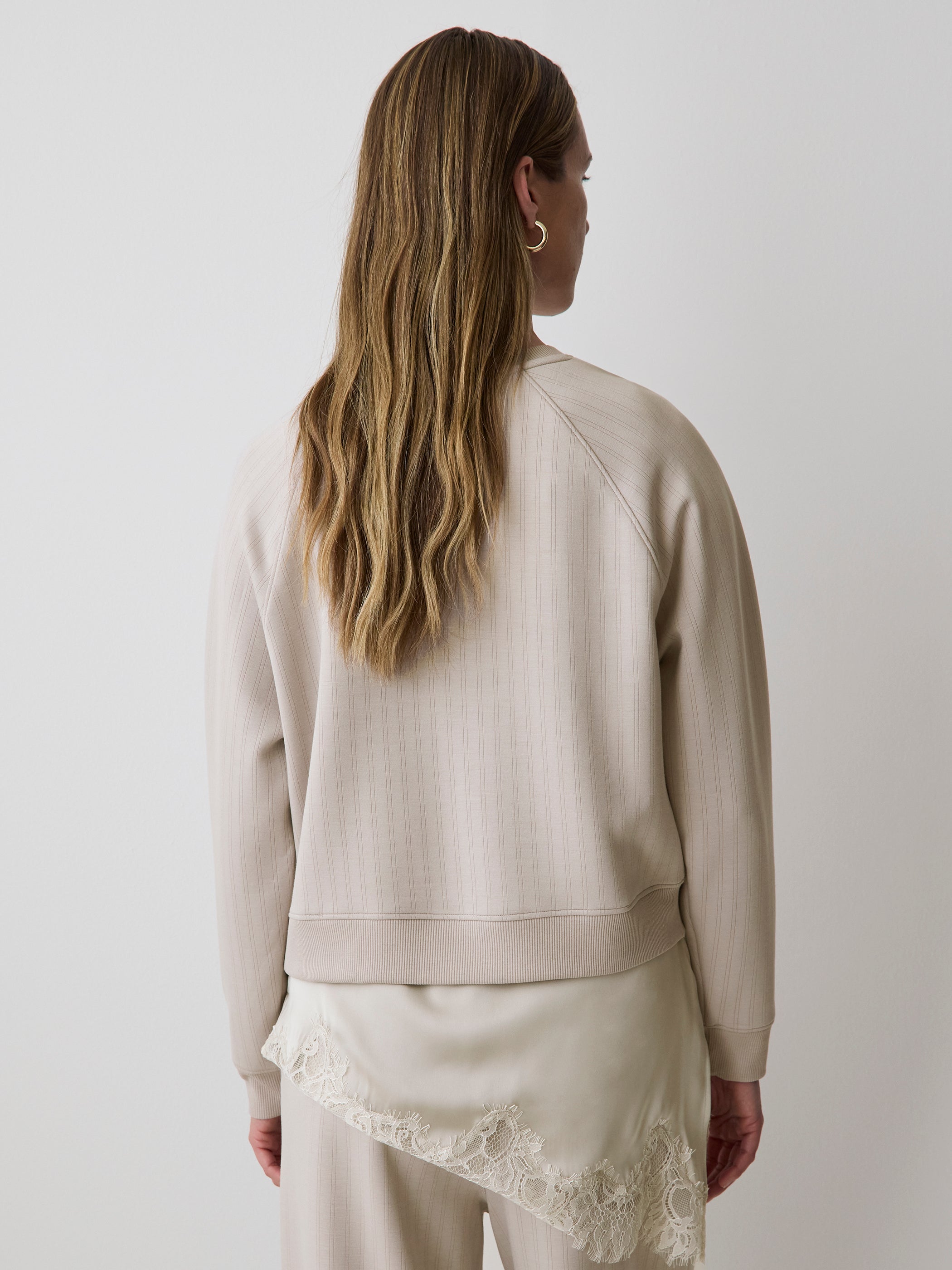 RW&CO Long-Raglan-Sleeve Crew-Neck Top