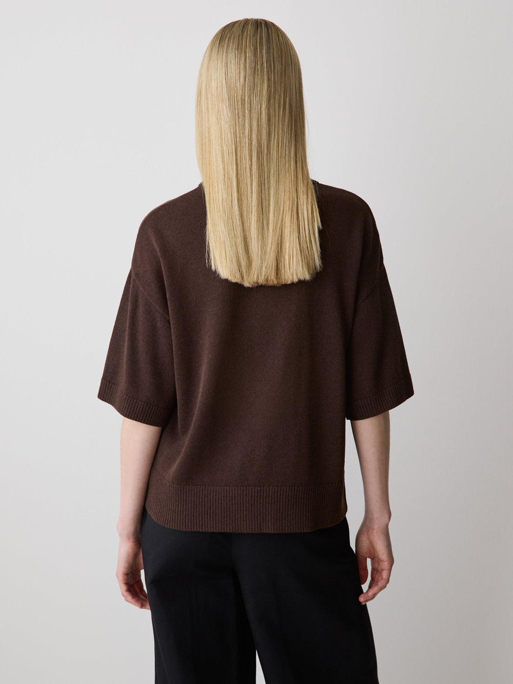 RW&CO Short-Sleeve Crew-Neck Boxy Sweater